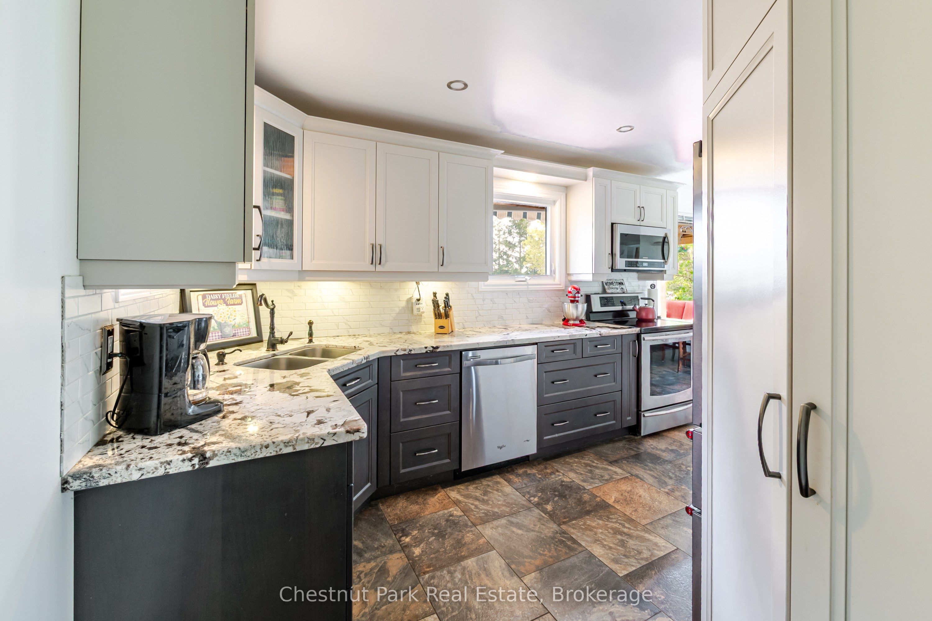 3932 Bruce Road 6, Huron-Kinloss, ON N0G 2R0 photo 4