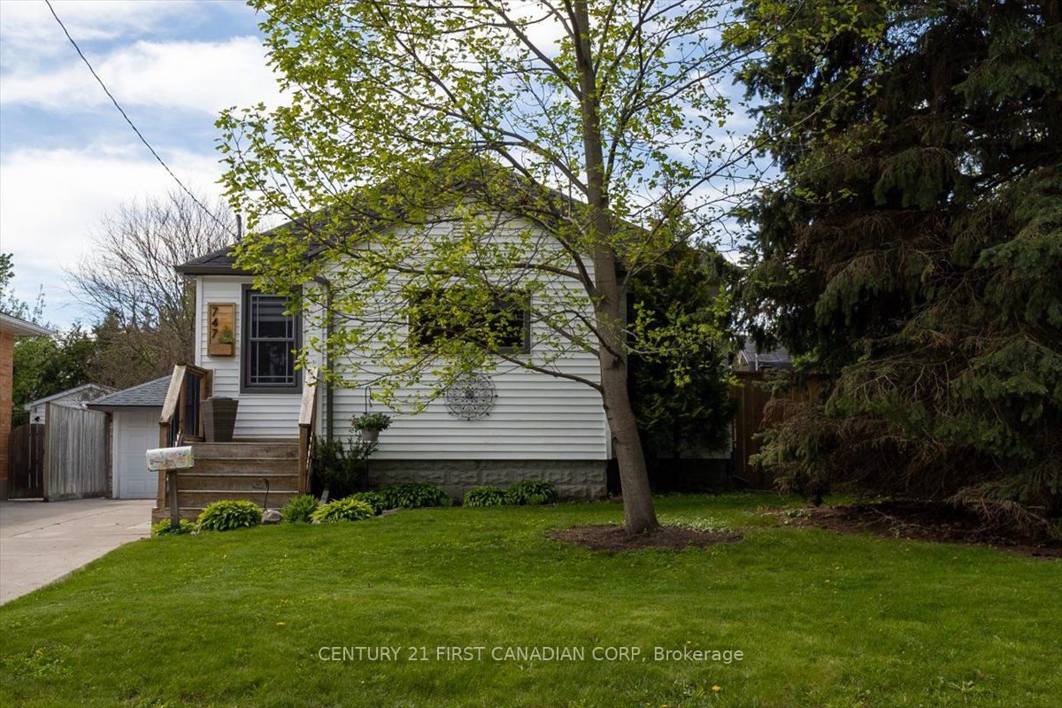 747 Whetter Avenue, London South, ON N6C 2H1