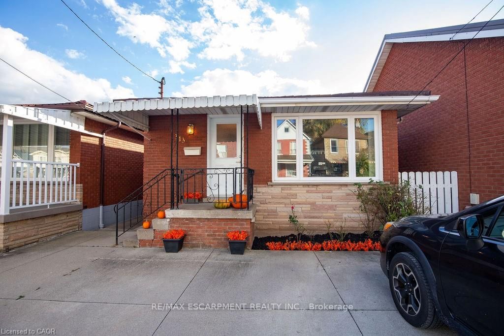 313 Barton Street W, Hamilton, ON L8R 2J3