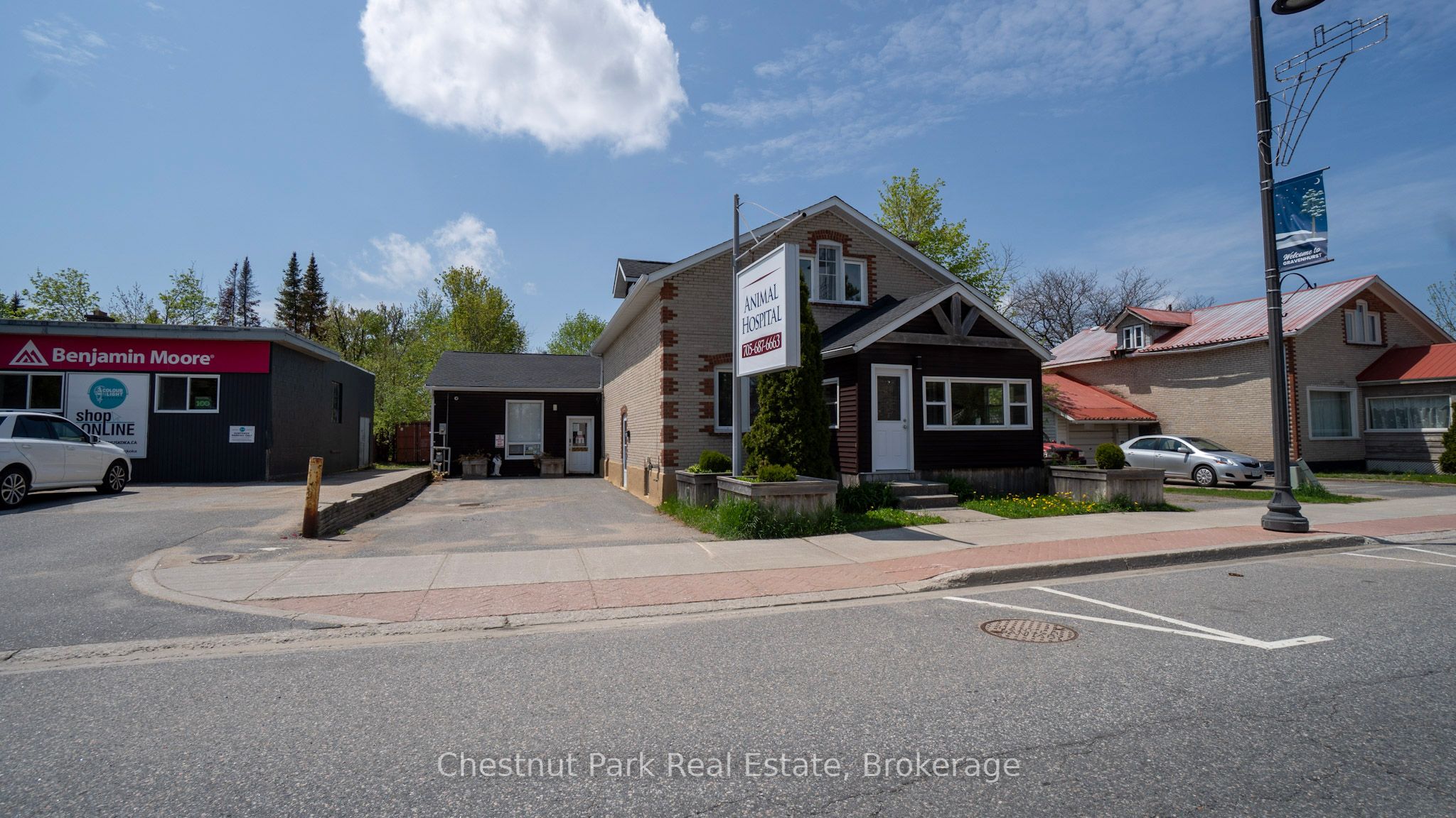 571 Muskoka Road N, Gravenhurst, ON P1P 1E7