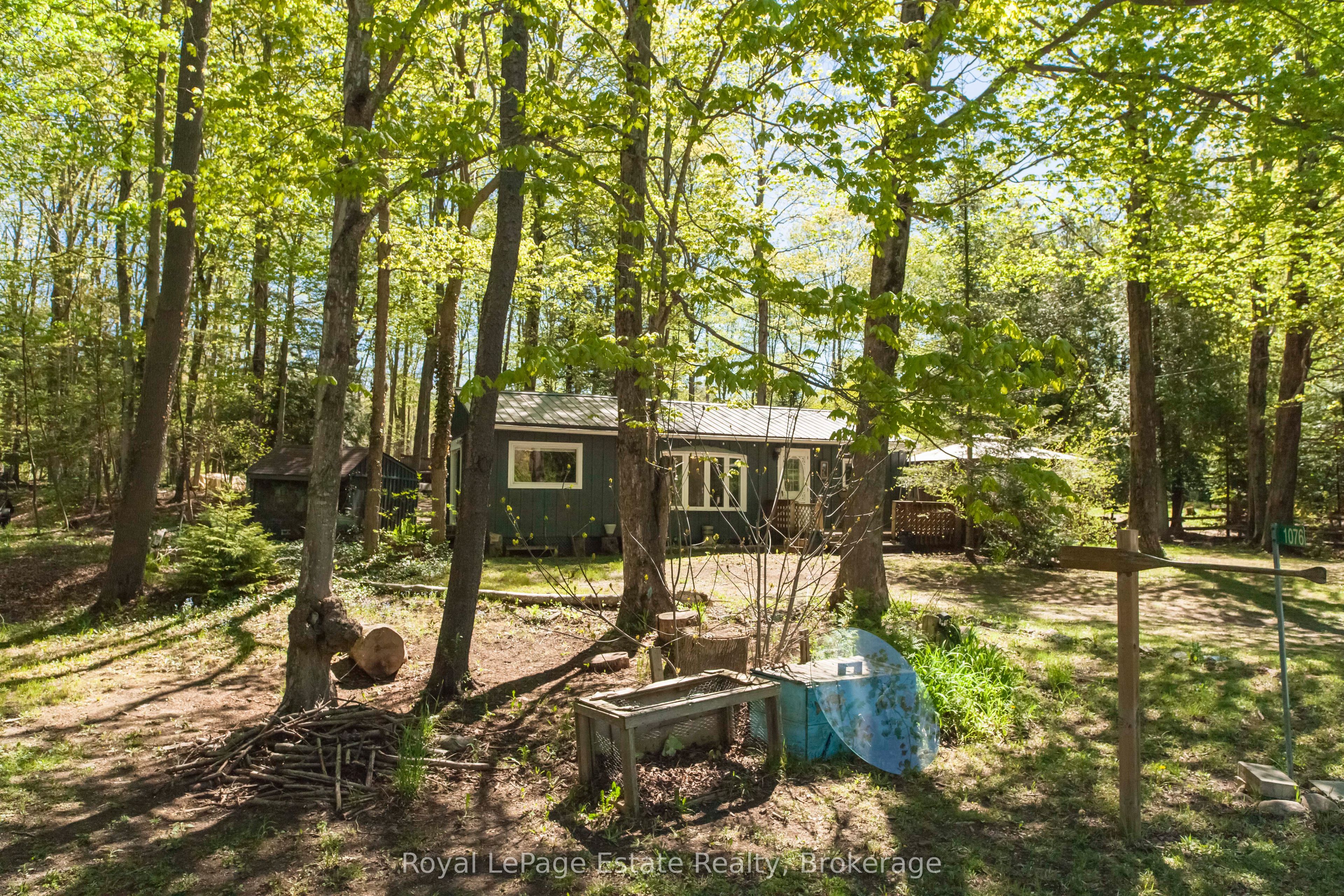 1076 FRENCH BAY Road, Native Leased Lands, ON N0H 2G0 photo 2