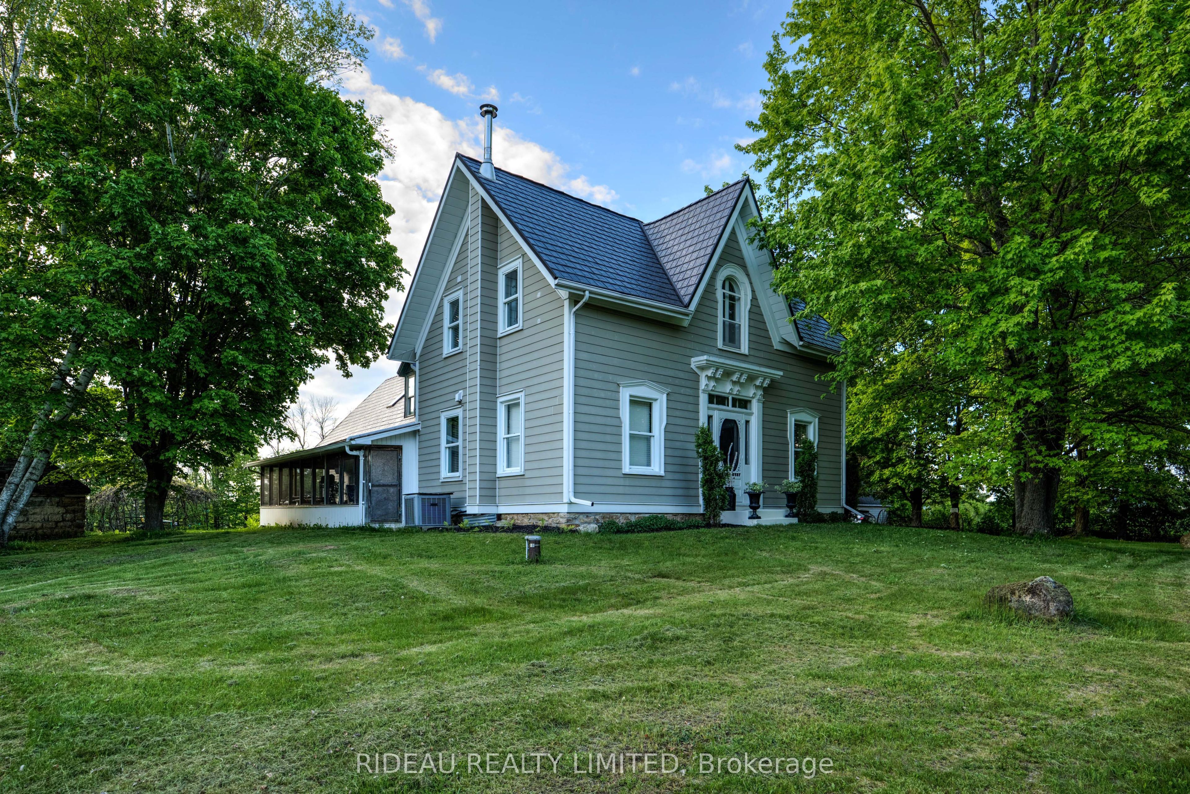 784 MCCANN Road, Rideau Lakes, ON K0G 1V0 photo 2
