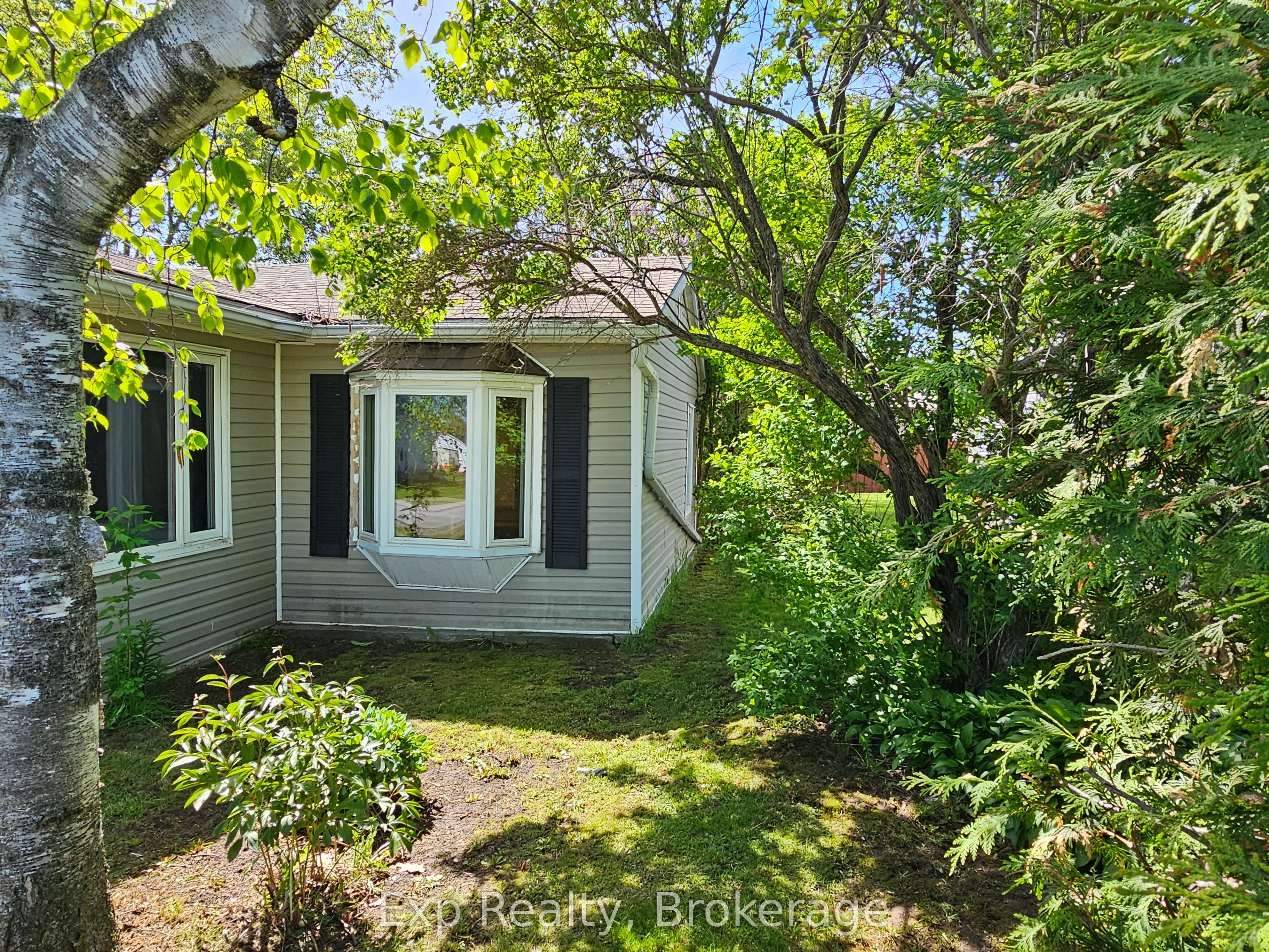 12 William Street, Marmora and Lake, ON K0K 2M0 photo 2