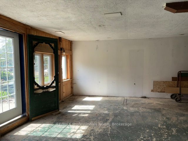 3044 Gelert Road, Minden Hills, ON K0M 2K0 photo 3