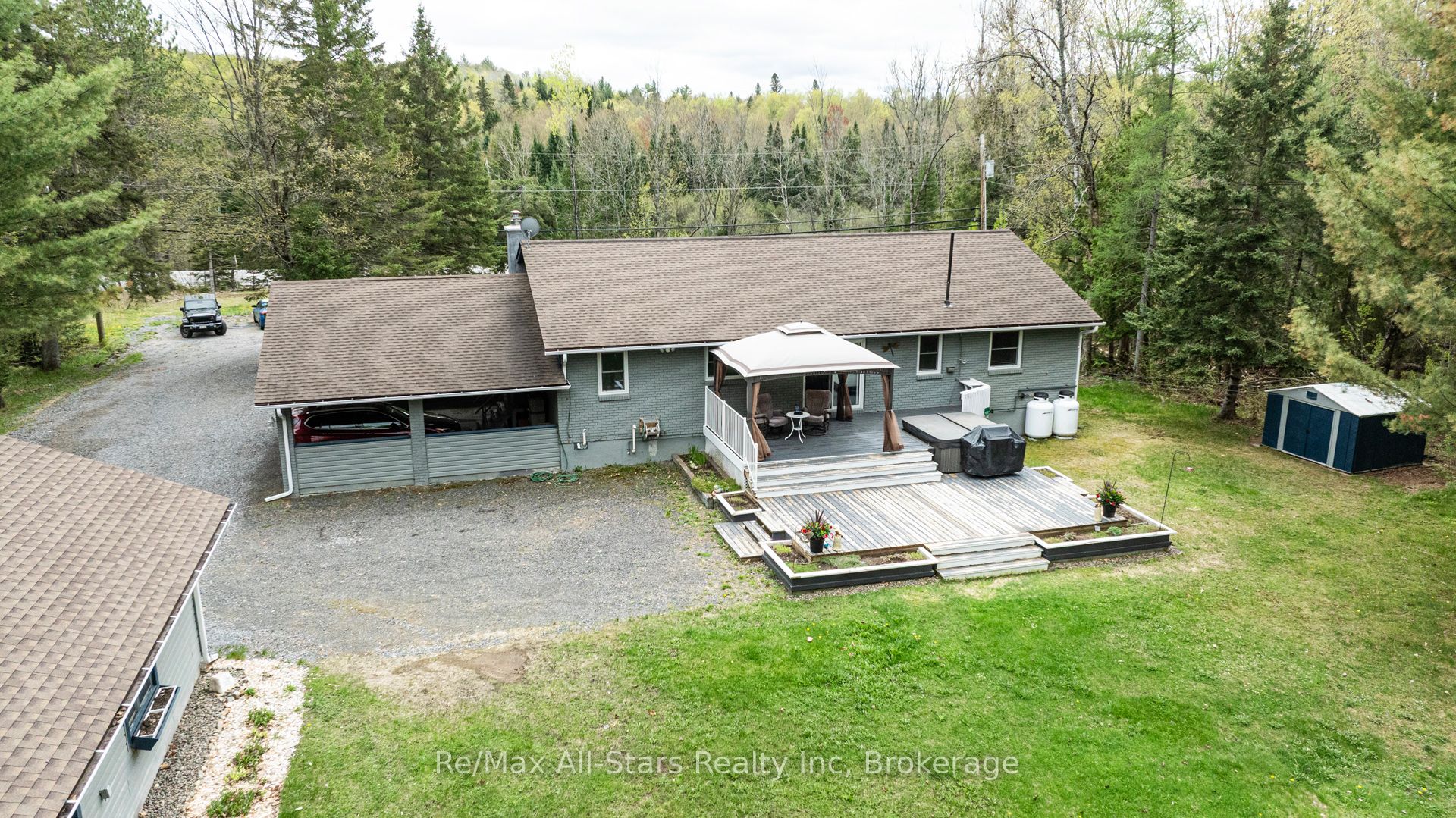 2797 Highway 60 Highway, Lake of Bays, ON P0A 1H0 photo 5