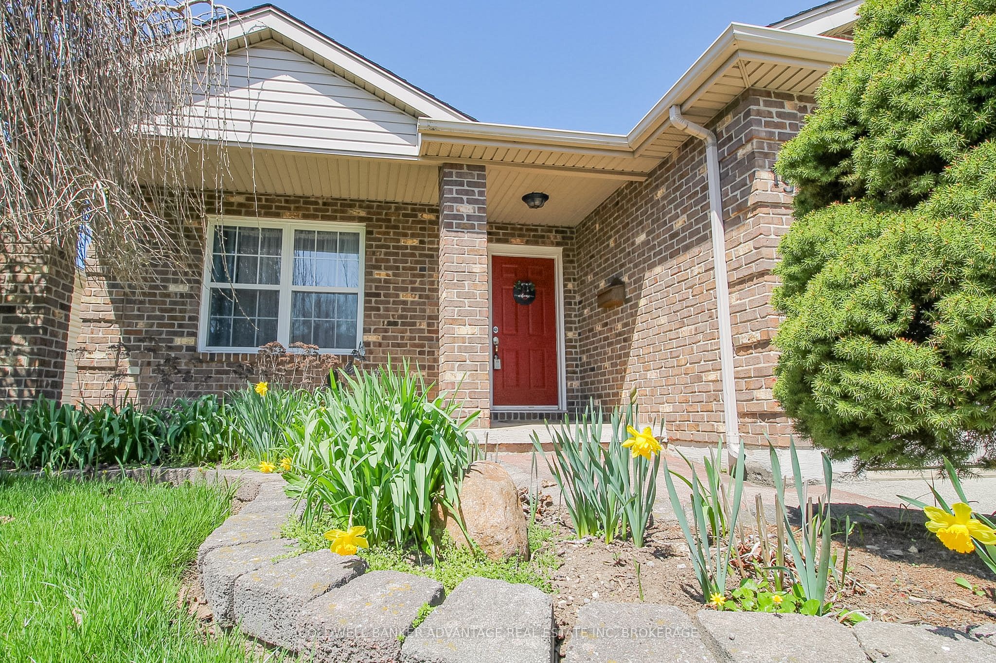 19 Windle Village Crescent, Thorold, ON L2V 4Z6 photo 3