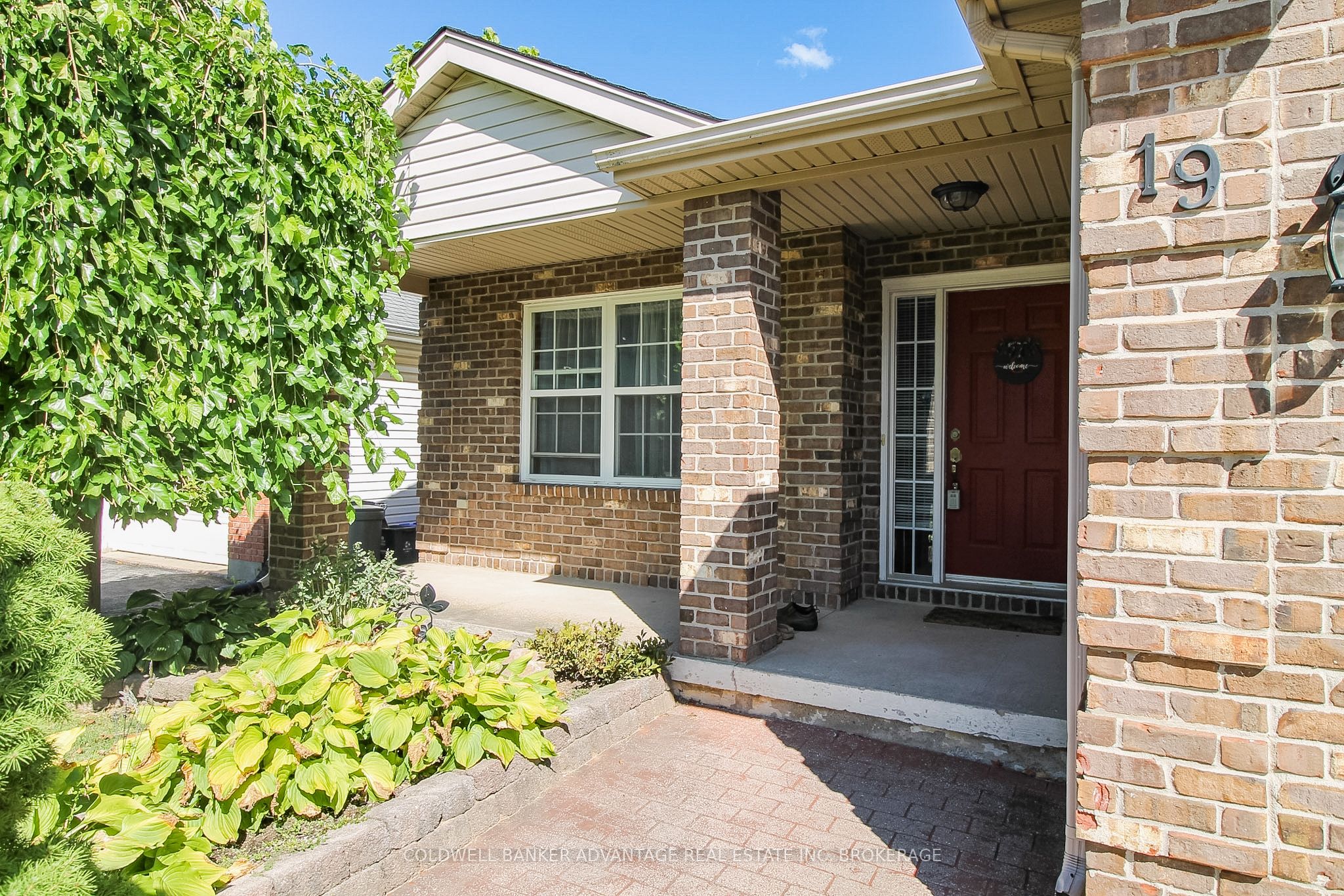 19 Windle Village Crescent, Thorold, ON L2V 4Z6 photo 4
