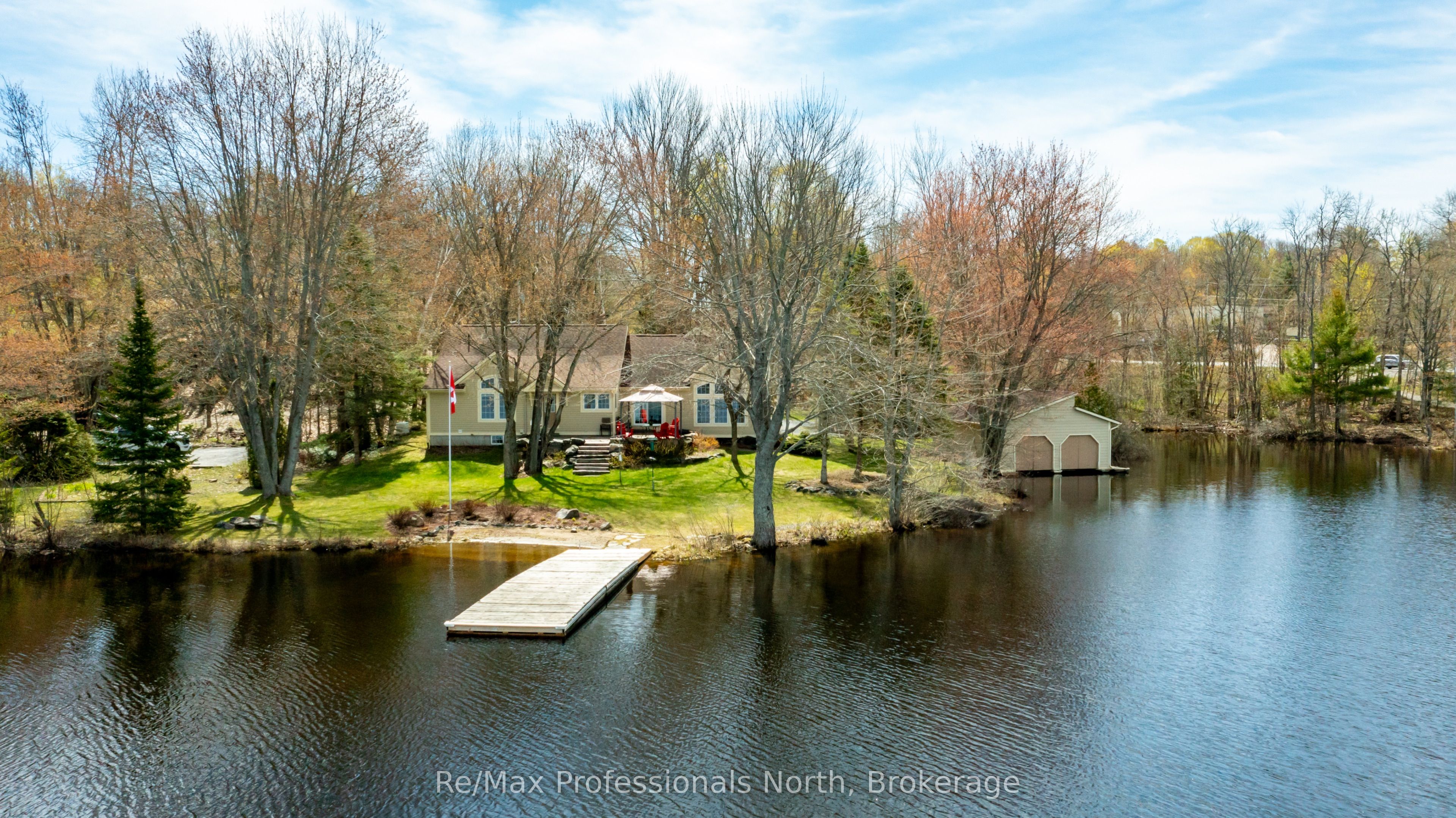 355 Loudon Point Road, Gravenhurst, ON P1P 1R2