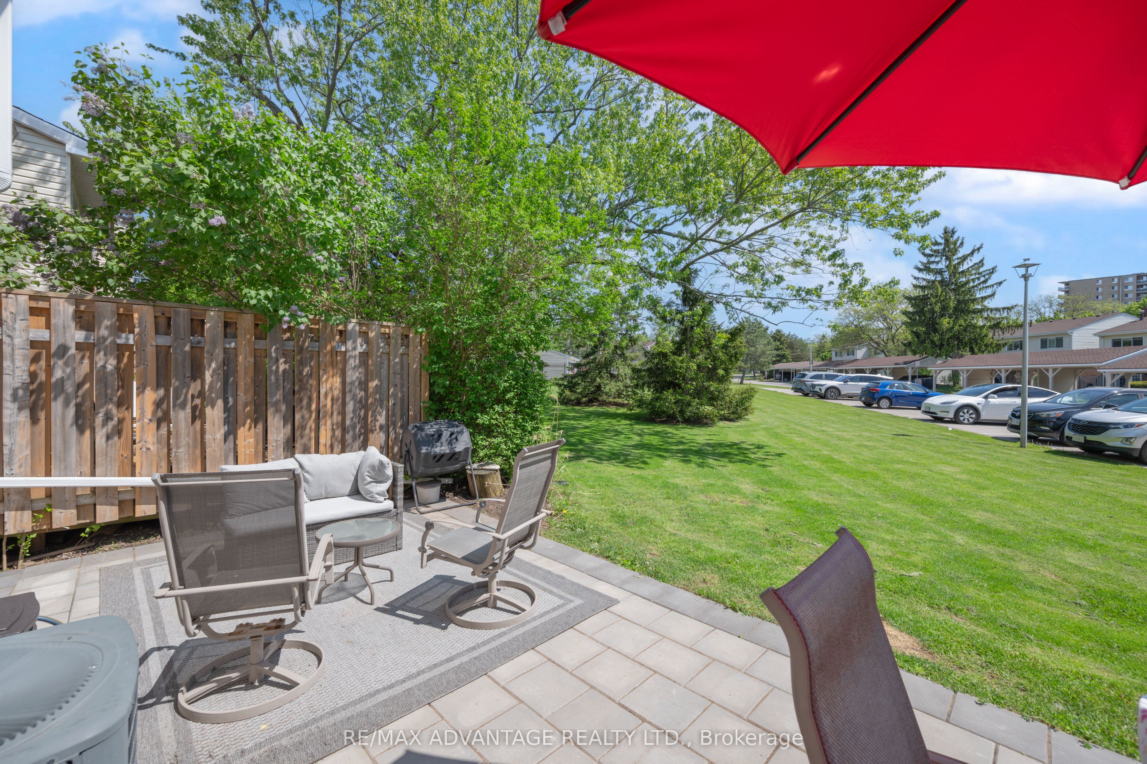 749 Wilkins Street, London South, ON N6C 4Z9 photo 3