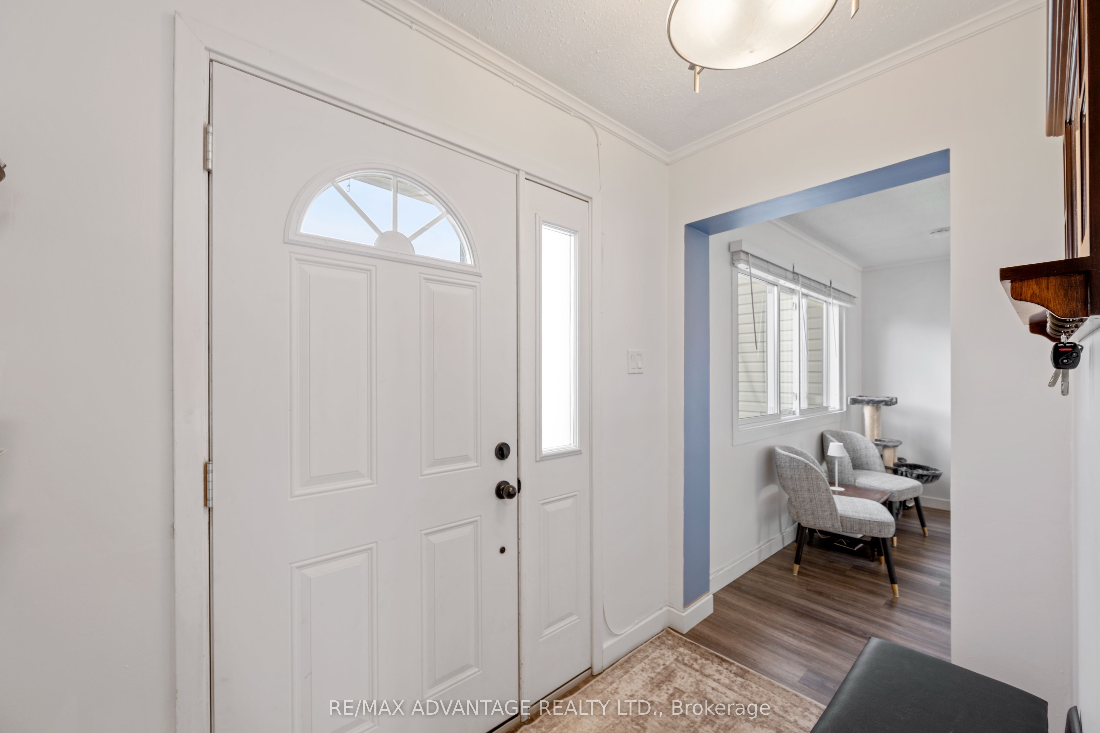 749 Wilkins Street, London South, ON N6C 4Z9 photo 4