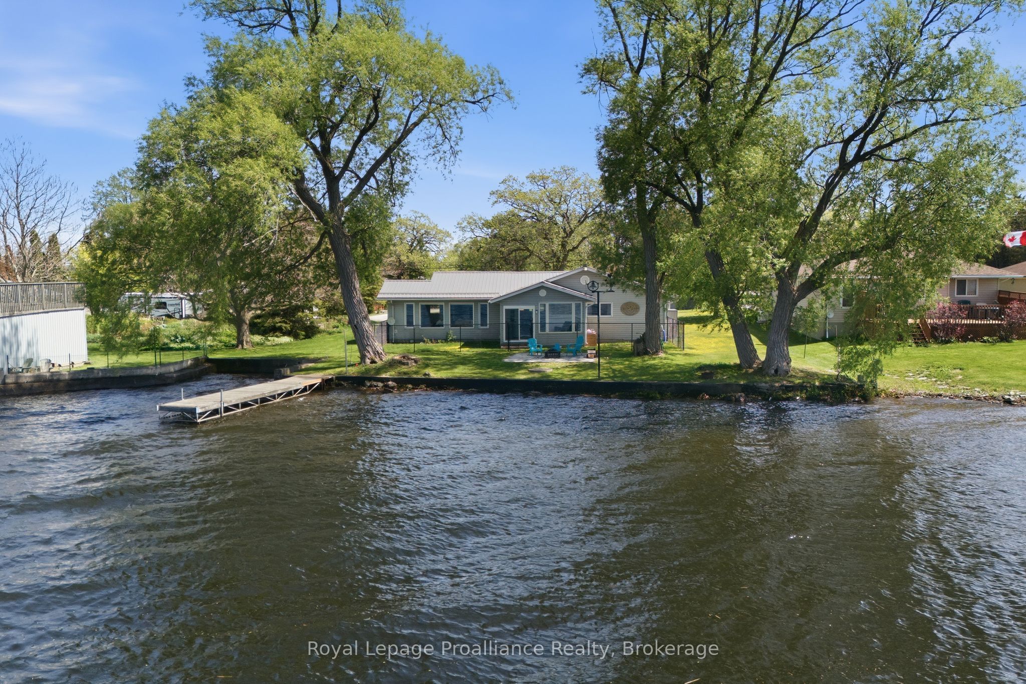 33 Peats Point Lane, Prince Edward County, ON K8N 4Z7