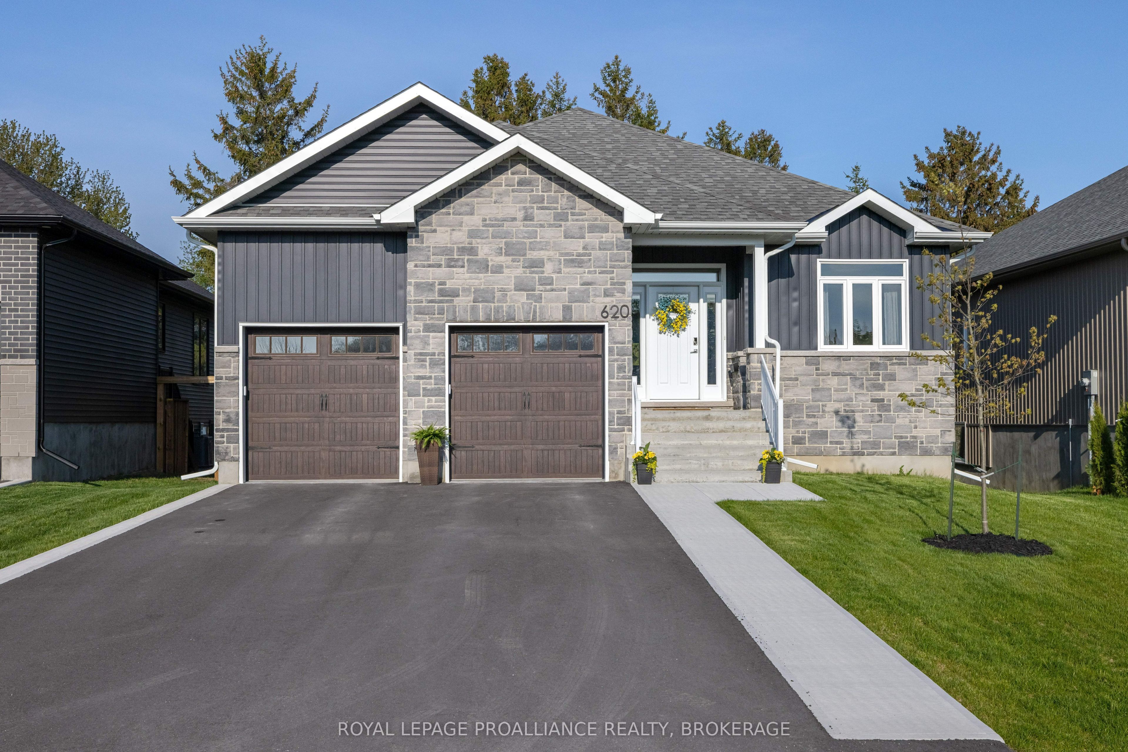 620 Graceland Avenue, Kingston, ON K7M 7P7