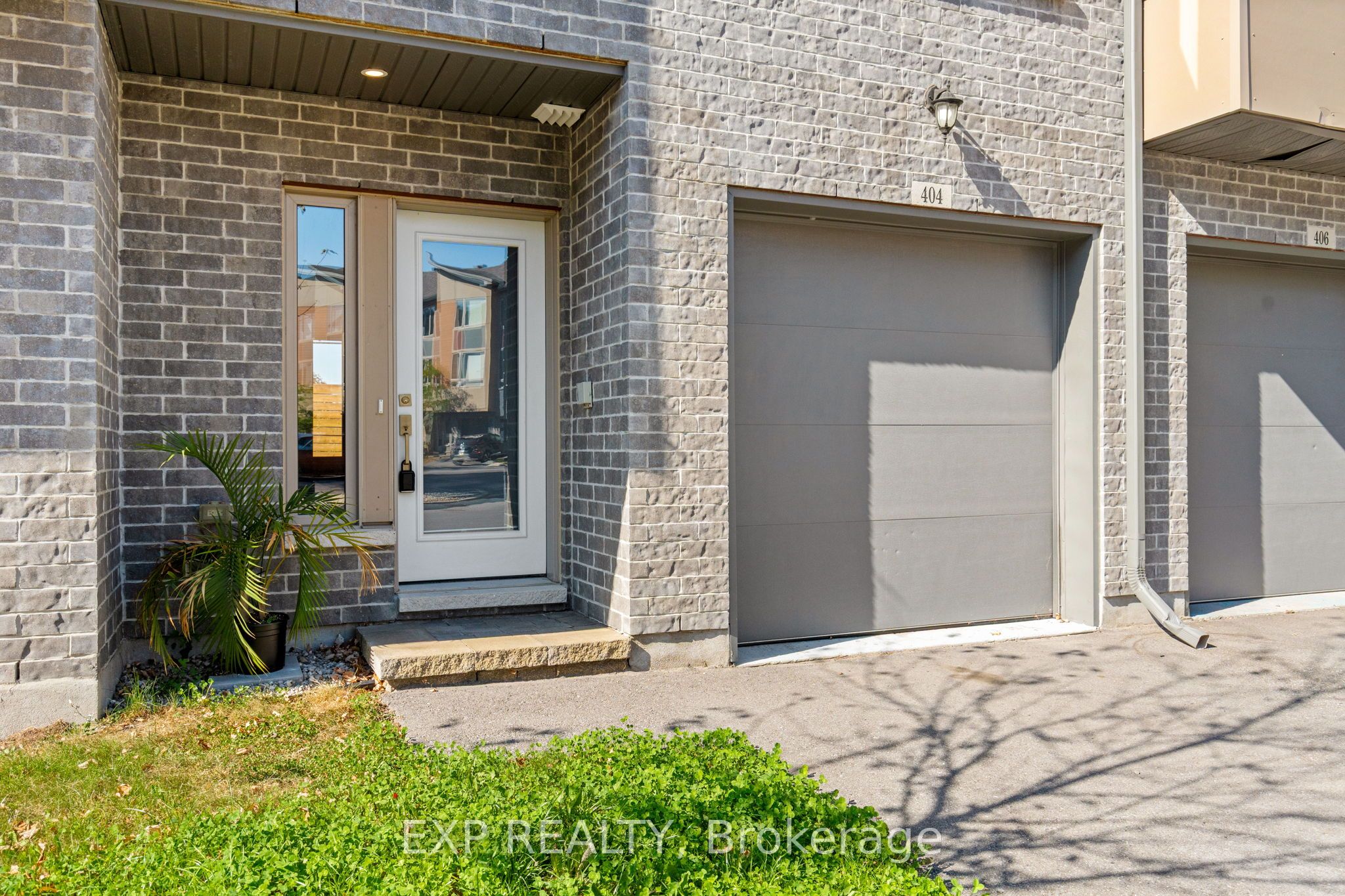 404 Terravita Private, Hunt Club - Windsor Park Village and Area, ON K1V 2R9 photo 4