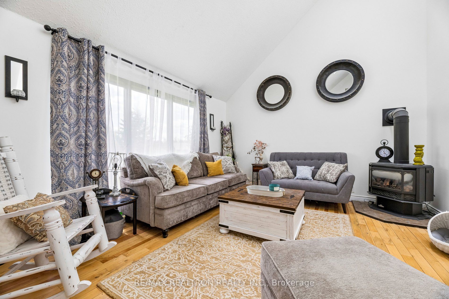 152 Settlers Road, Kawartha Lakes, ON K0L 2X0 photo 3