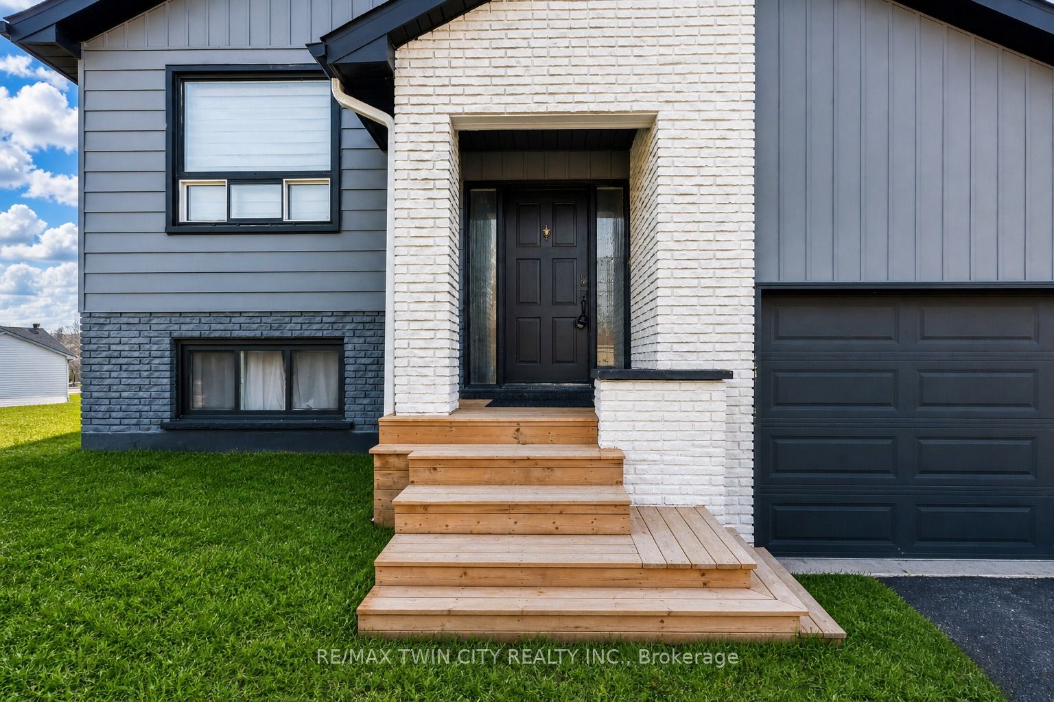193 Westheights Drive, Kitchener, ON N2N 1K2 photo 2