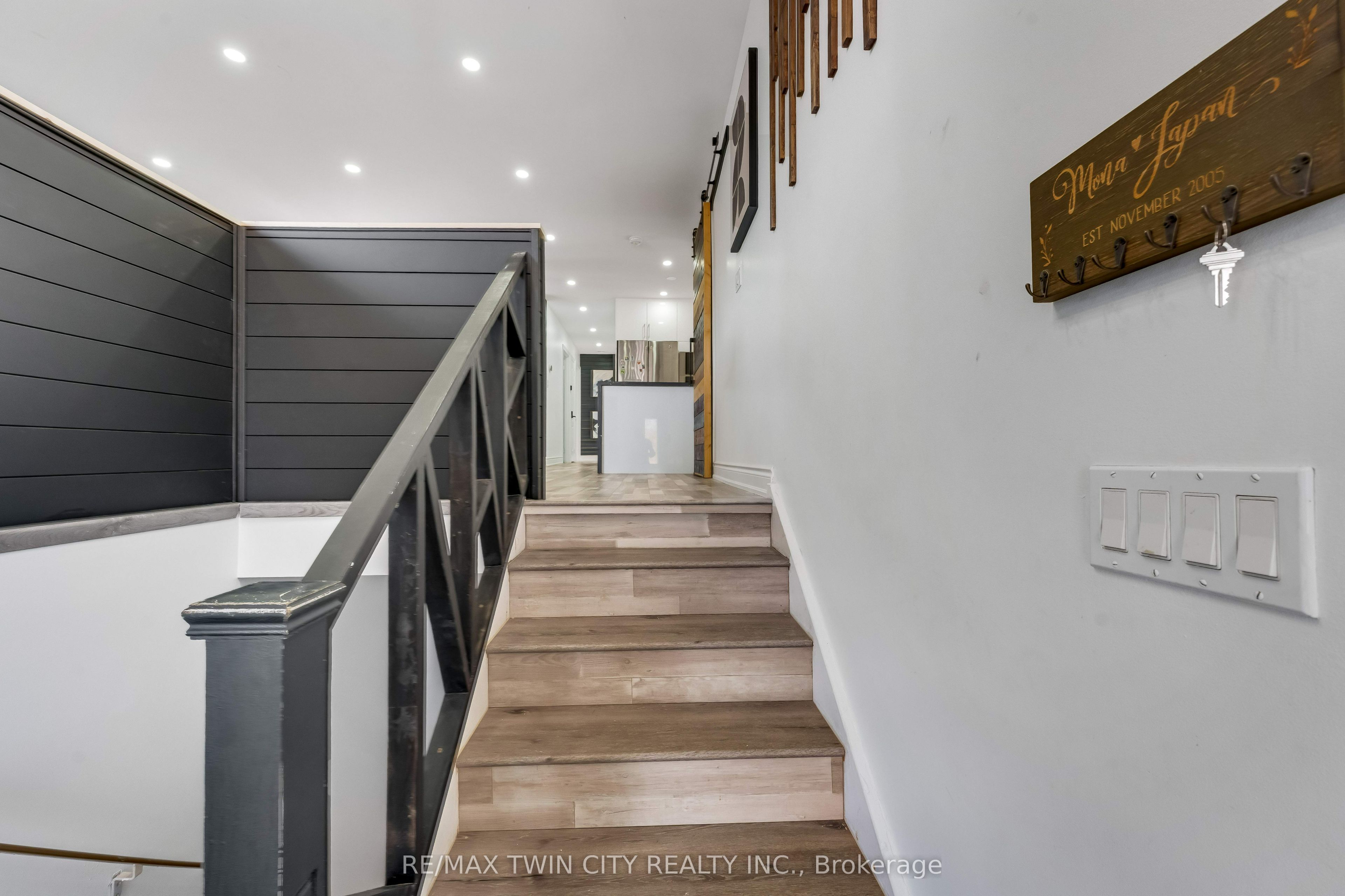 193 Westheights Drive, Kitchener, ON N2N 1K2 photo 4