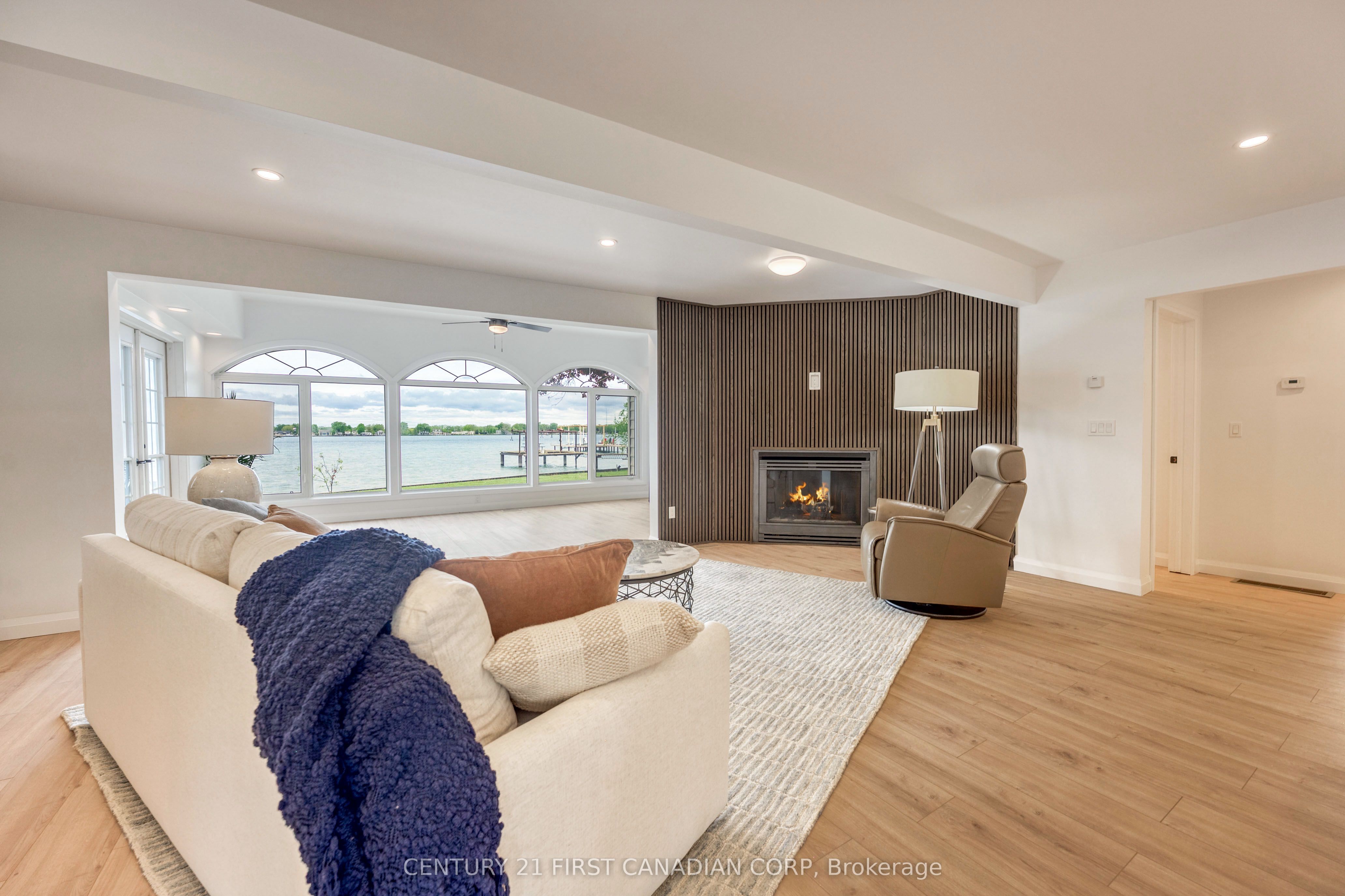 3877 St Clair Parkway, St. Clair, ON N0P 2B0 photo 3