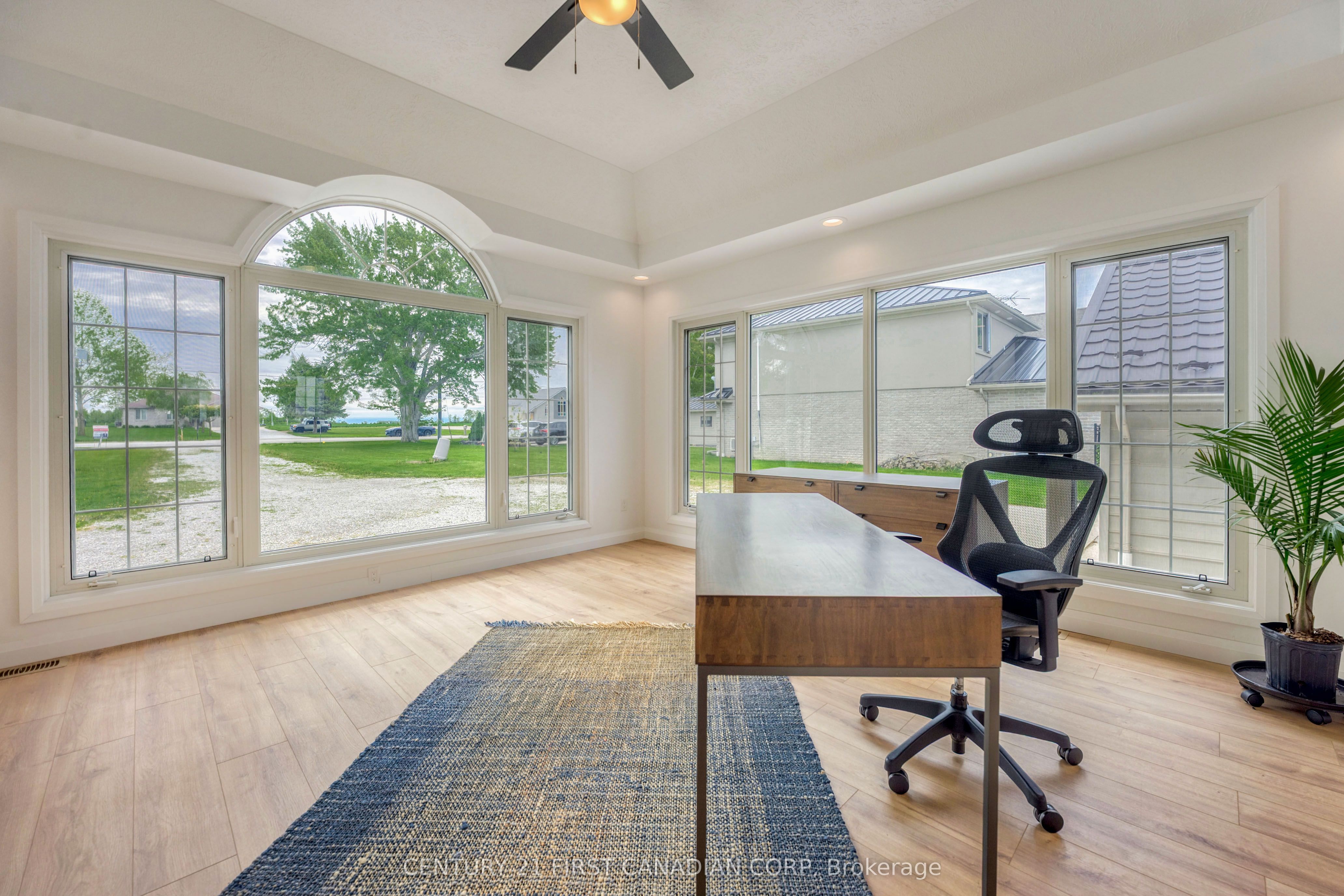 3877 St Clair Parkway, St. Clair, ON N0P 2B0 photo 5
