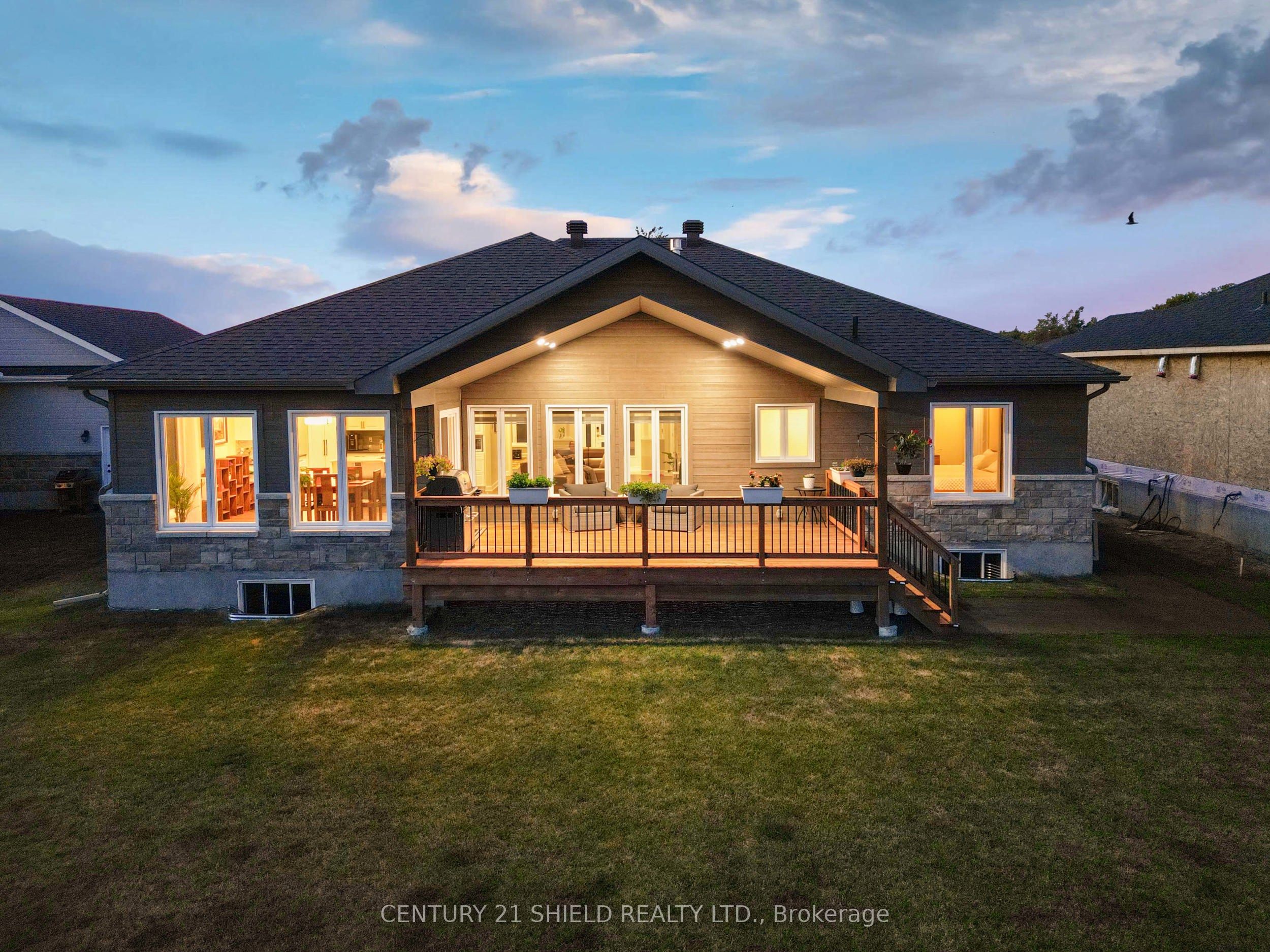 29 Whitetail Avenue, South Stormont, ON K0C 1P0 photo 3