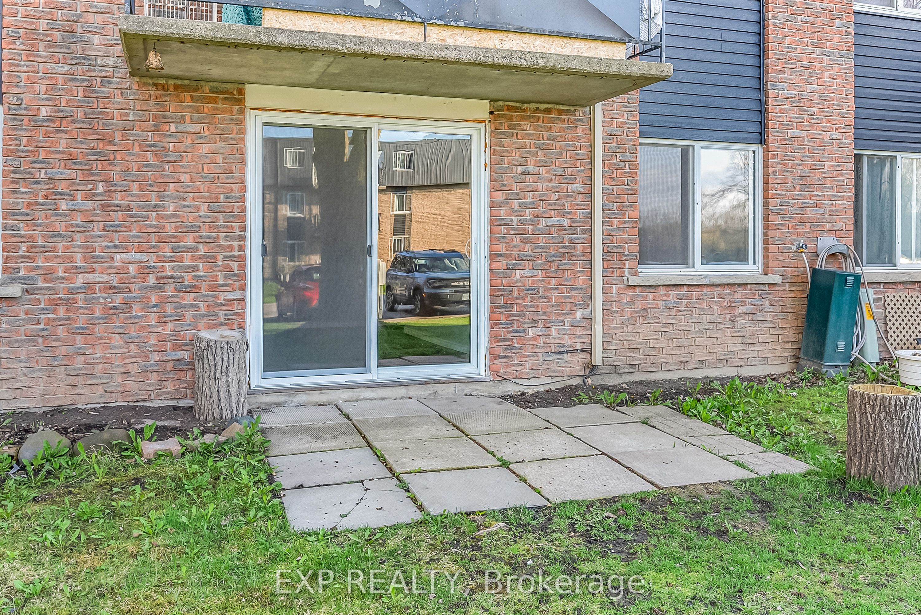 583 Barber Avenue N 3, North Perth, ON N4W 1S5 photo 5