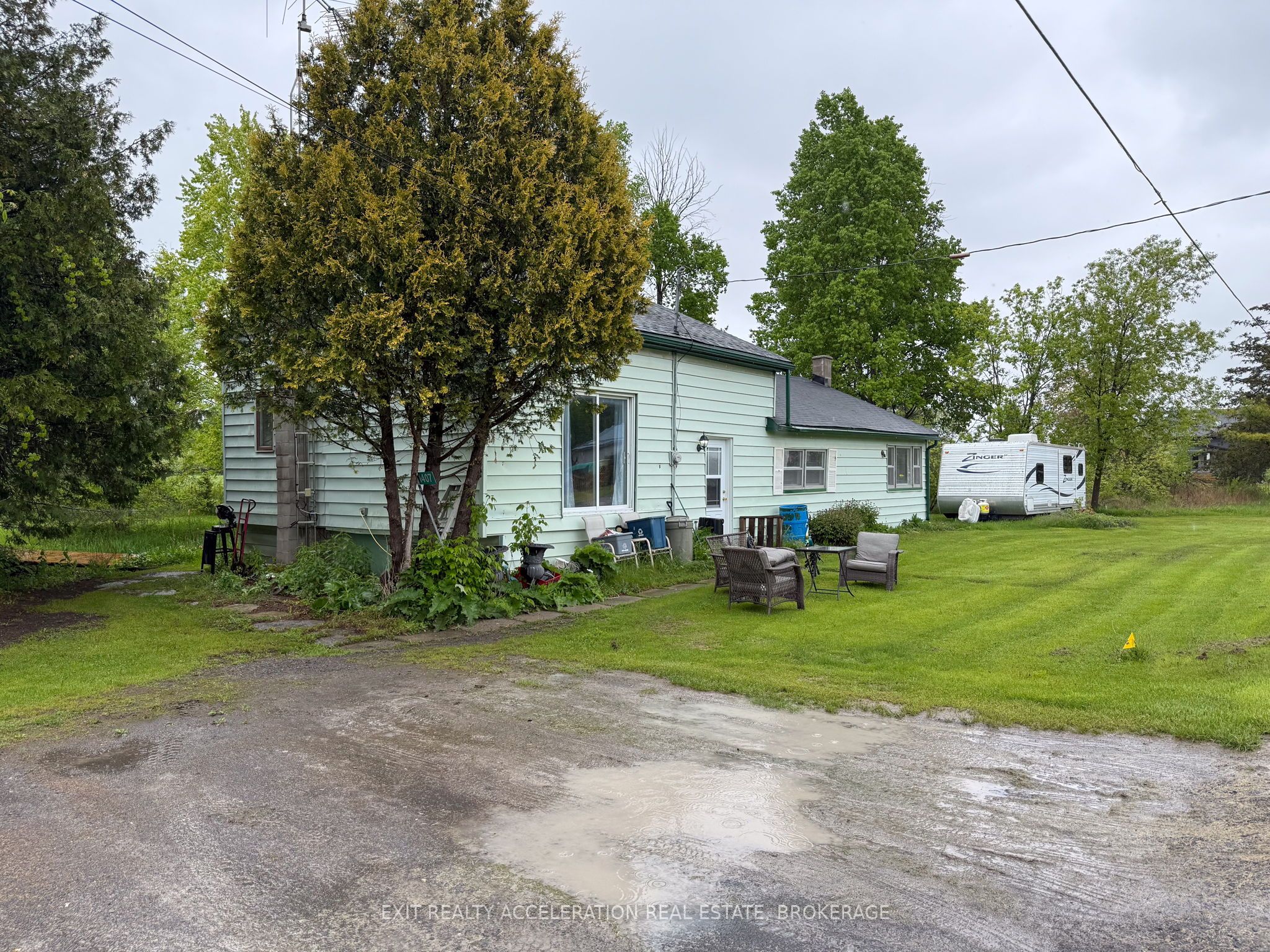 1407 Doyle Road, Loyalist, ON K7R 3L2 photo 2