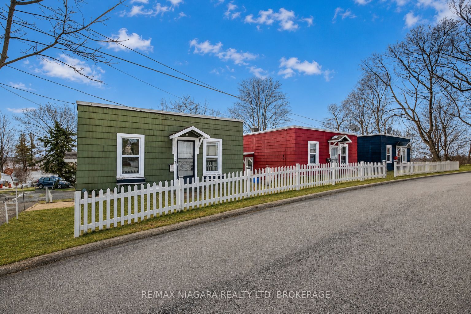 8 Catharine Street, Port Colborne, ON L3K 4J6