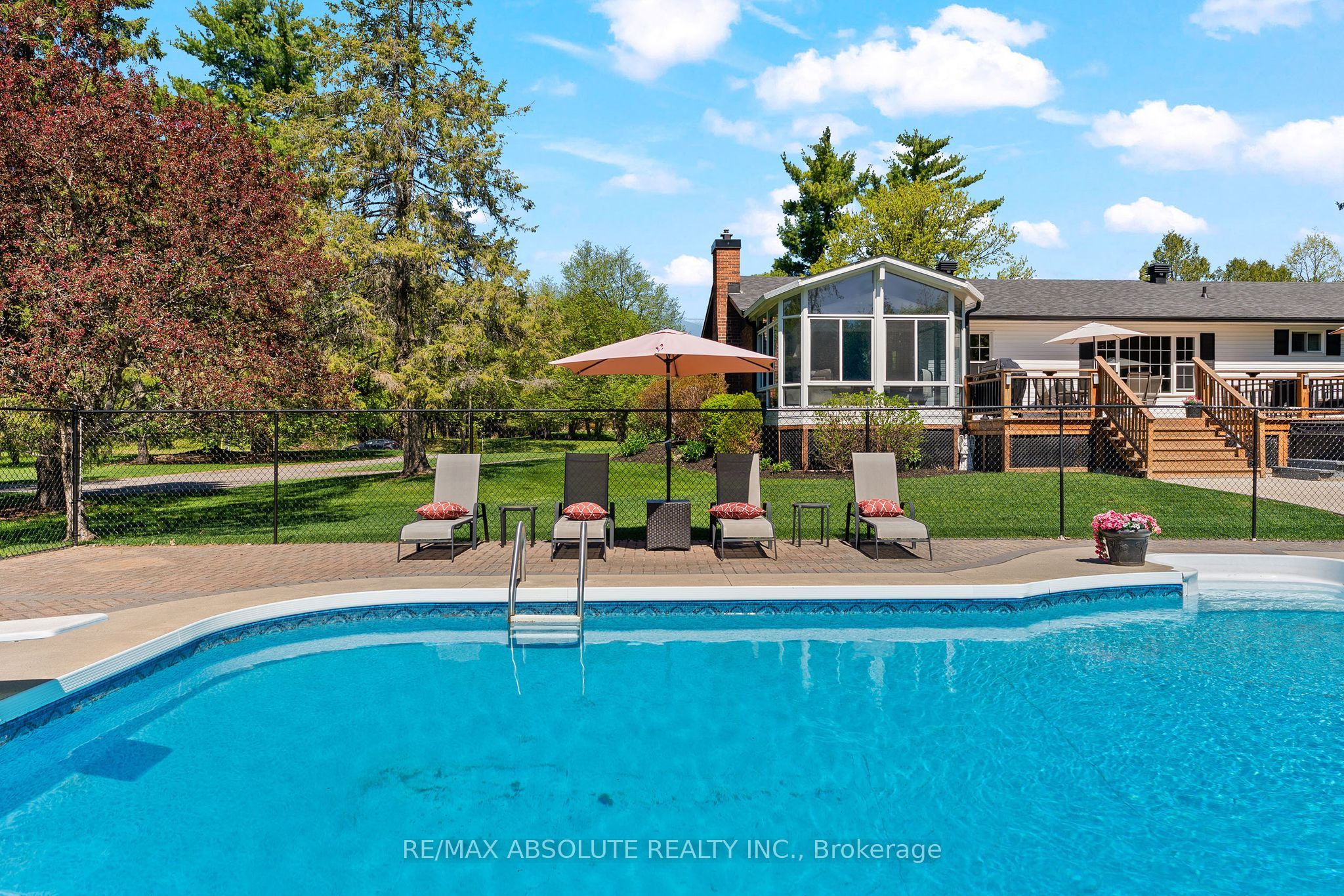 131 Burns Drive, McNab/Braeside, ON K0A 1G0 photo 3
