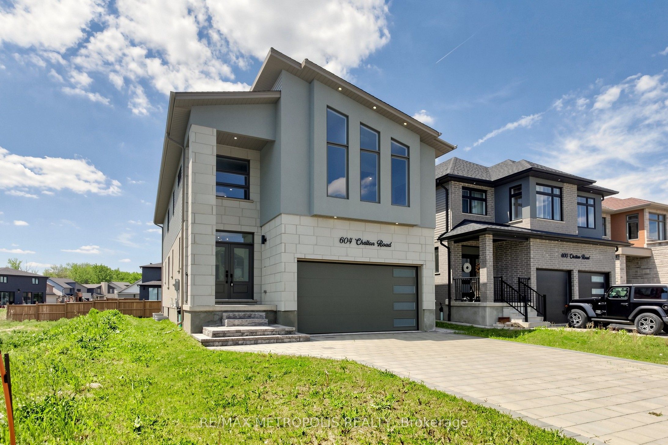 604 Chelton Road, London South, ON N6M 0H7 photo 2