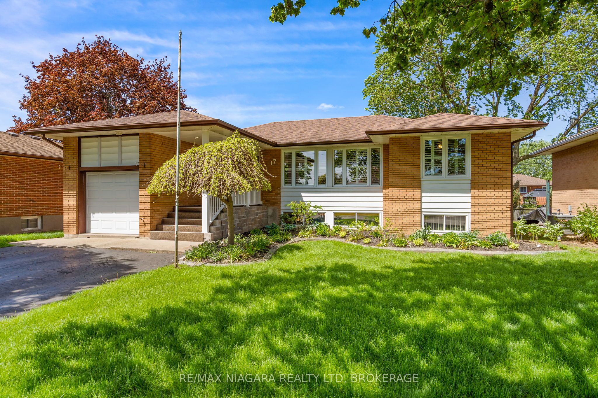 17 Sheba Crescent, Port Colborne, ON L3K 5M4 photo 3