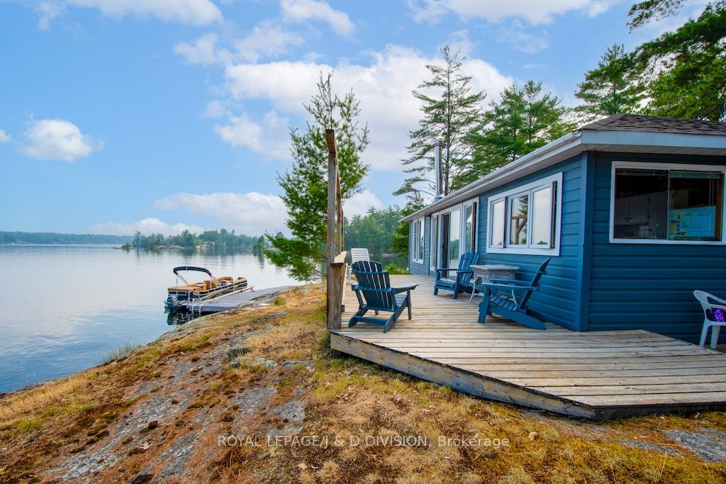 4446 Is 107 Stoney Lake Island, North Kawartha, ON K0L 2H0