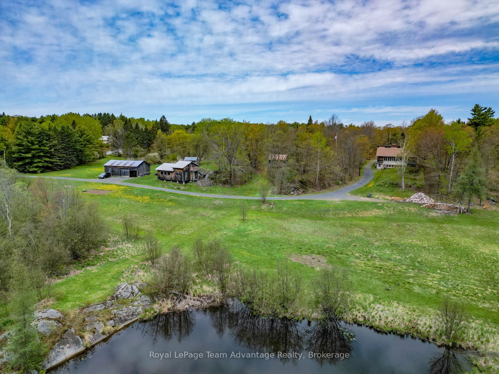 315 Lorimer Lake Road, McDougall, ON P2A 2W7