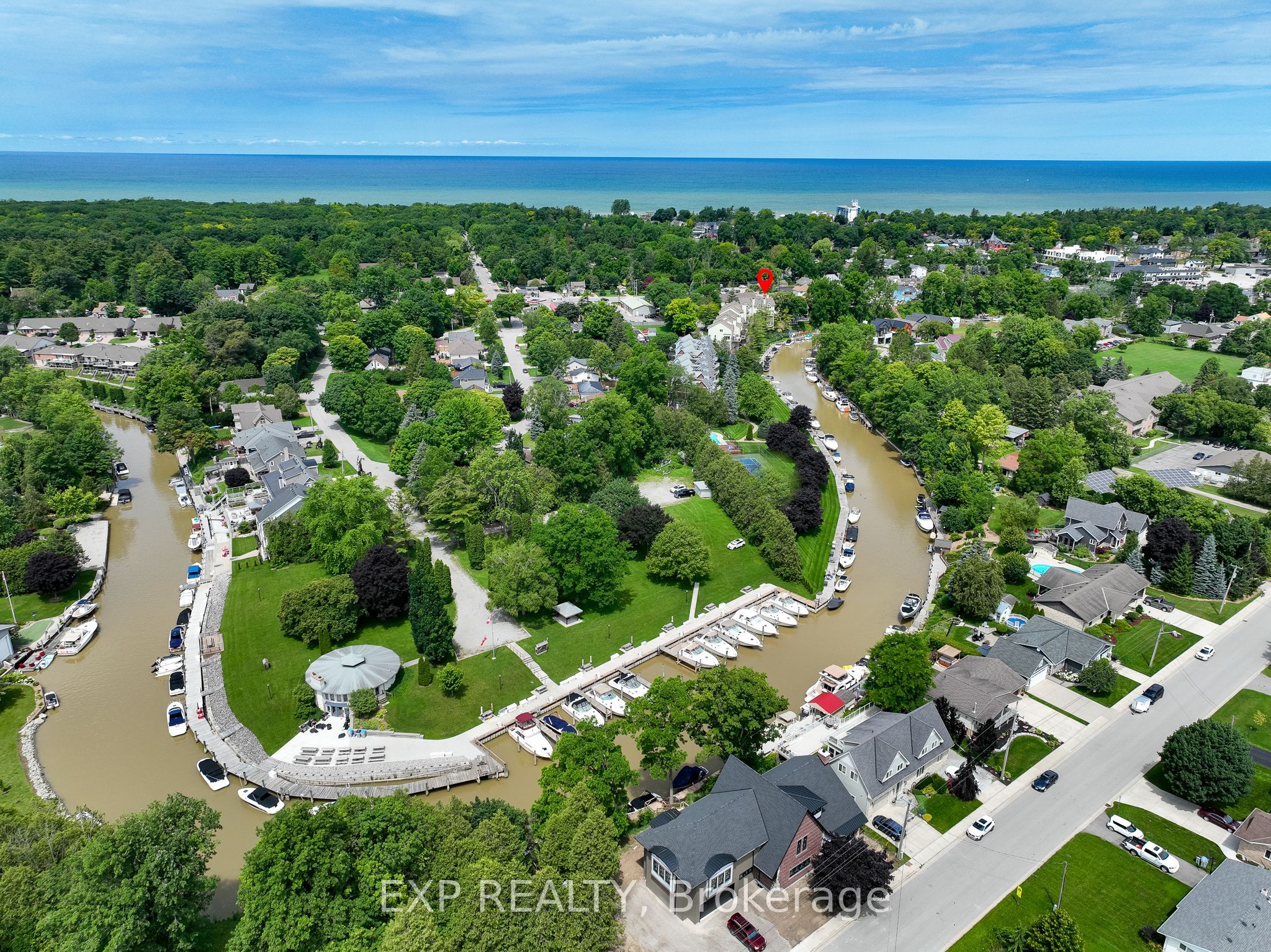 40 Ontario Street S 4, Lambton Shores, ON N0M 1T0 photo 5