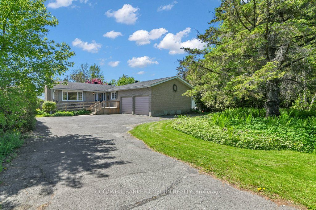 10 Manning Road, South Stormont, ON K0C 1P0 photo 2