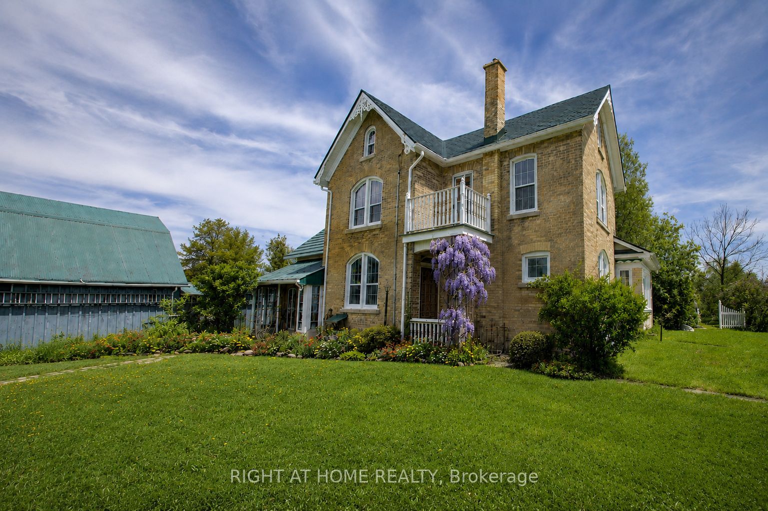 402 Lambton Street E, West Grey, ON N0G 1R0 photo 3