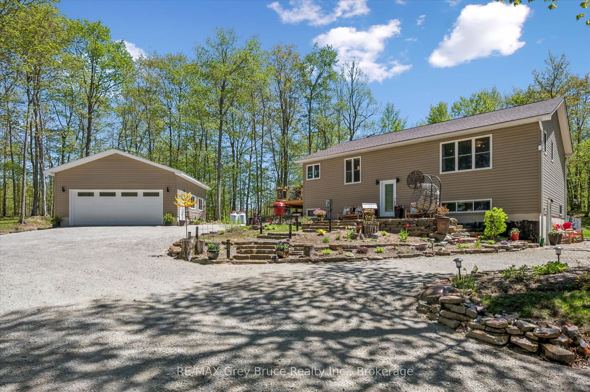 50 Creek Side Crescent, South Bruce Peninsula, ON N0H 2T0