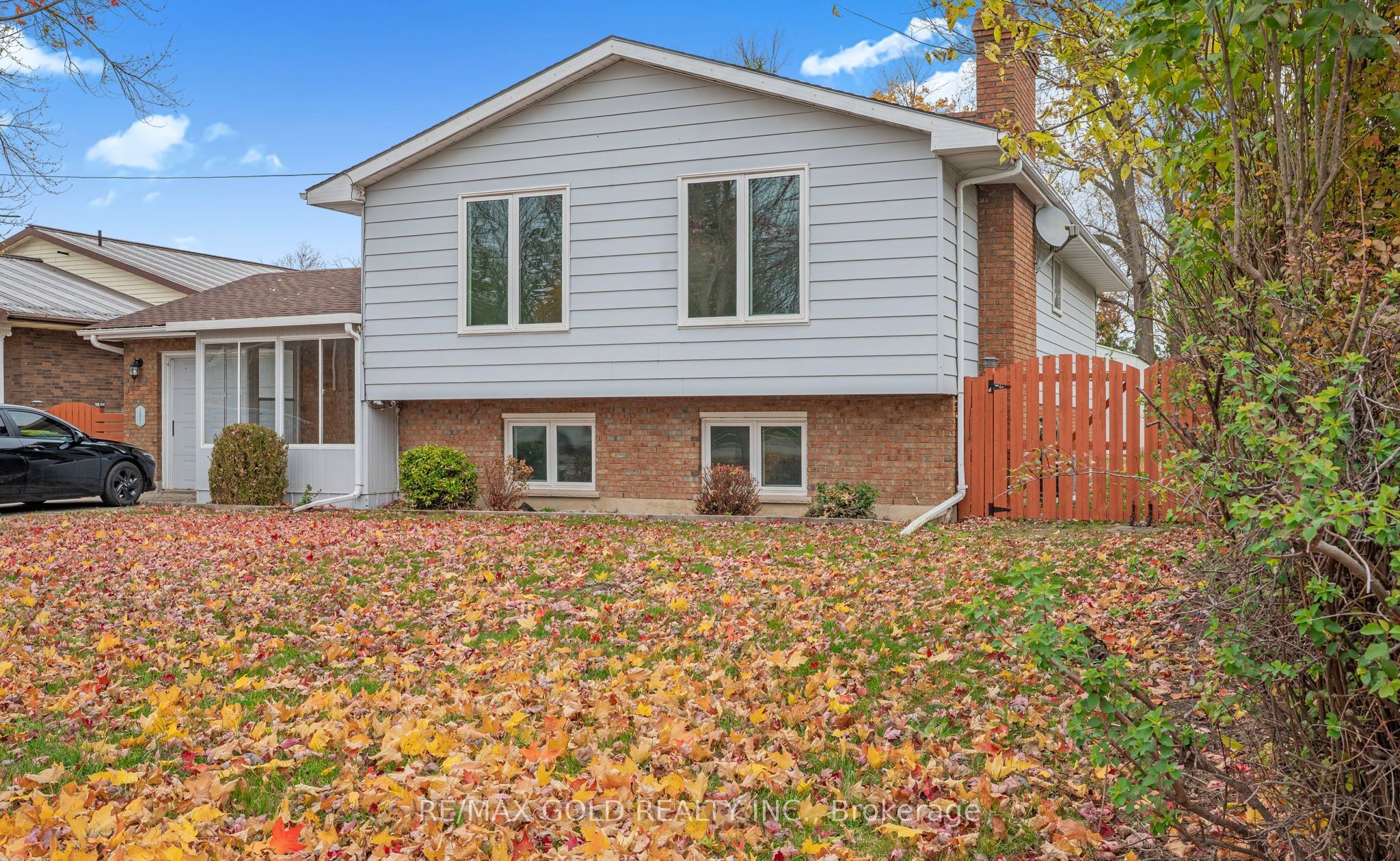 21990 Hagerty Road, Southwest Middlesex, ON N0L 2N0 photo 2