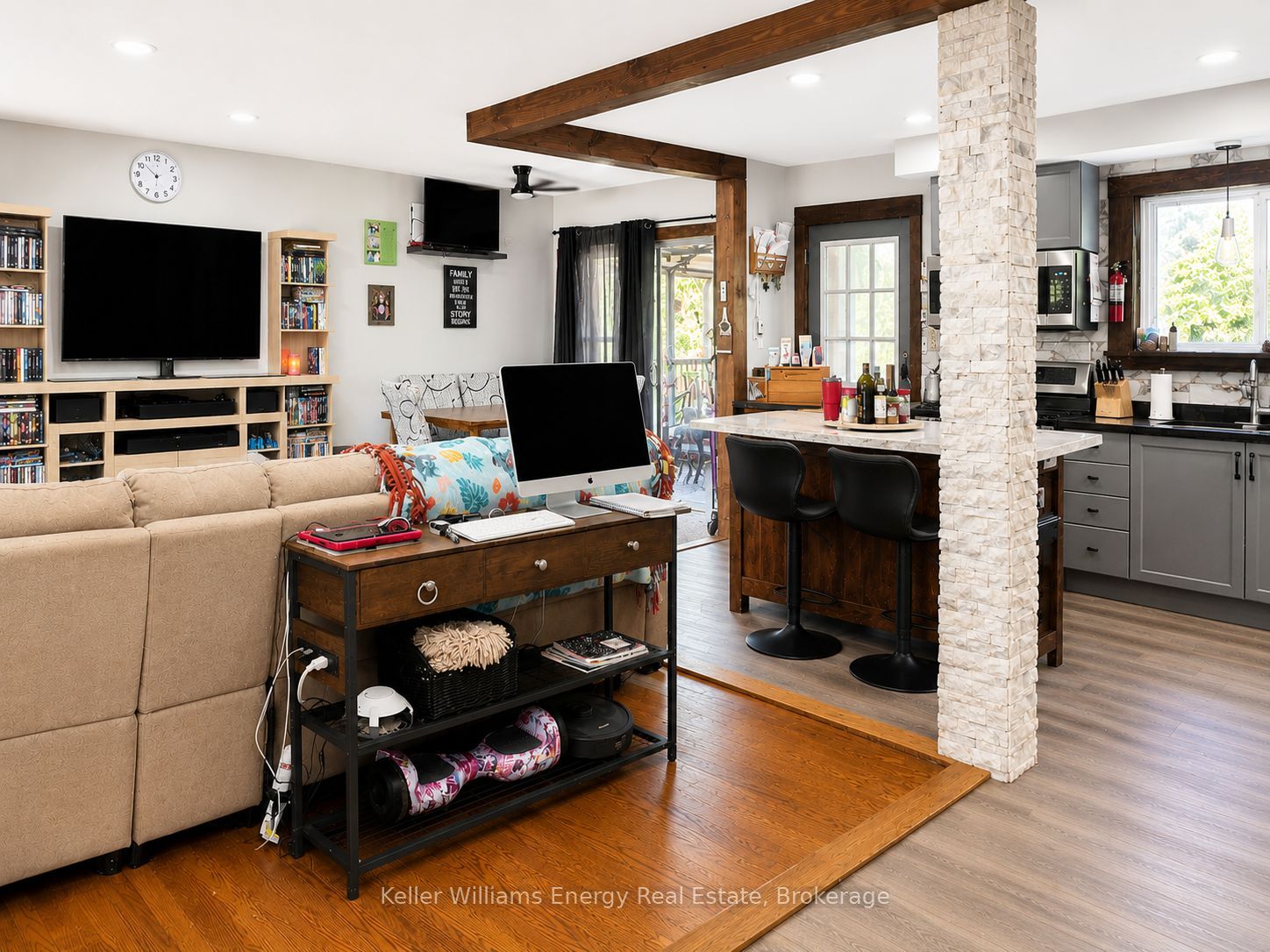 245 Smart Crescent, Greater Napanee, ON K7R 1G3 photo 4