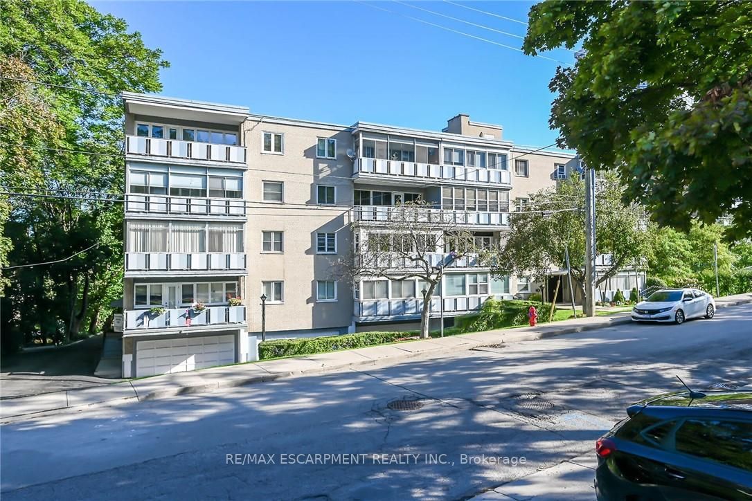 107 ST JOSEPH'S Drive 405, Hamilton, ON L8N 2G1