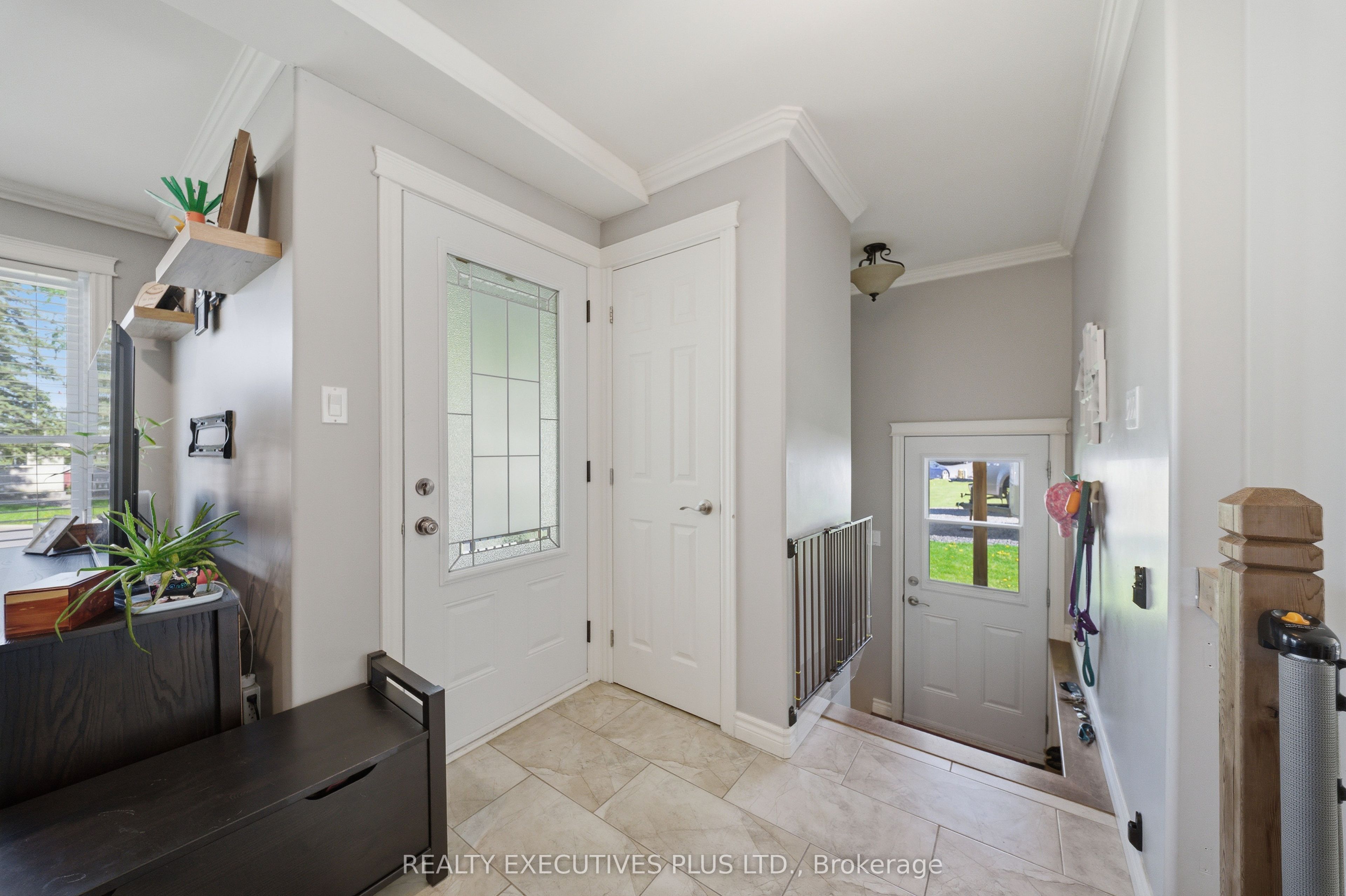 448 Dominion Street S, North Glengarry, ON K0C 1A0 photo 5