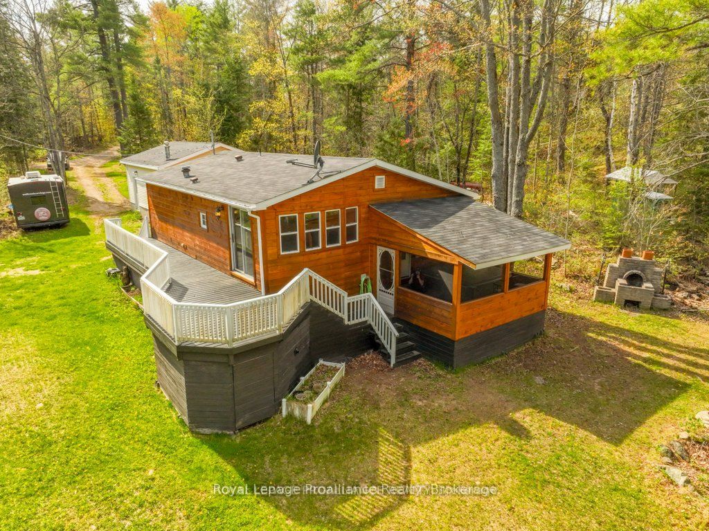 1058 Jacques Bay Road, Addington Highlands, ON K0H 1K0 photo 2