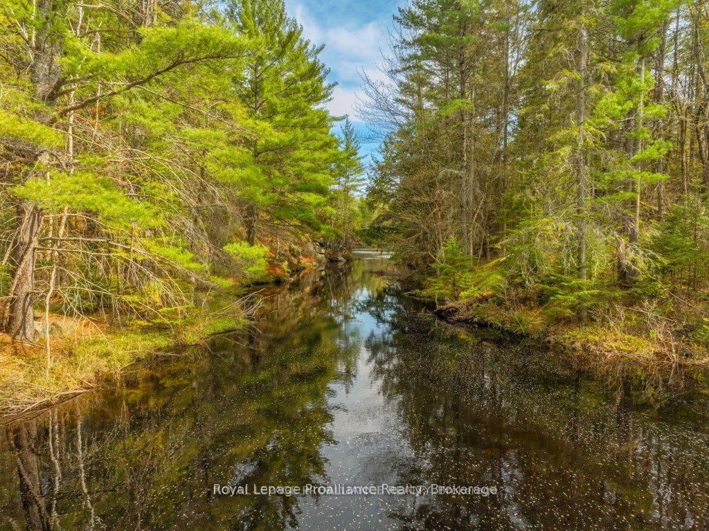 1058 Jacques Bay Road, Addington Highlands, ON K0H 1K0 photo 3
