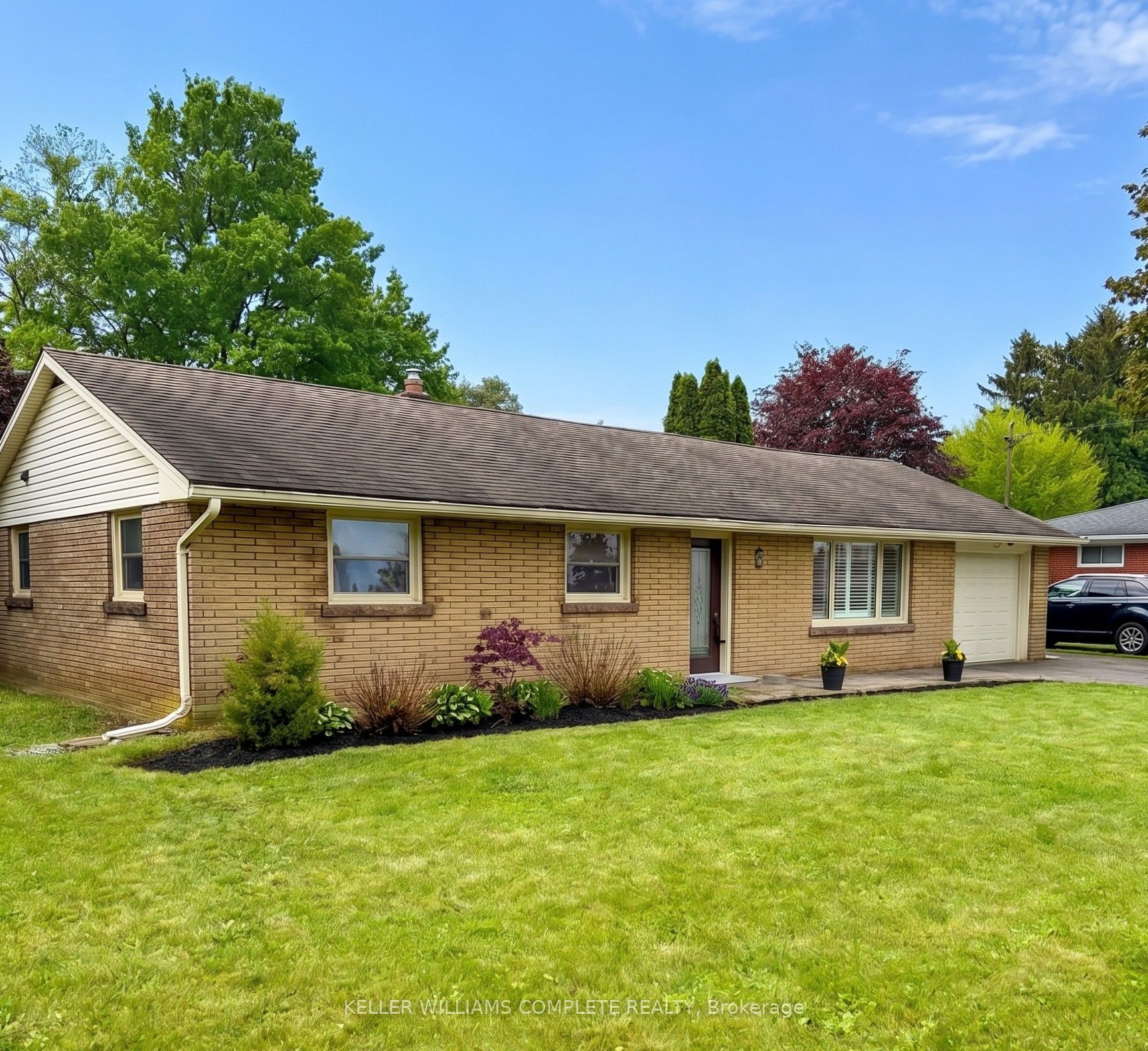 6 Stewart Drive, Brant, ON N0E 1A0 photo 3
