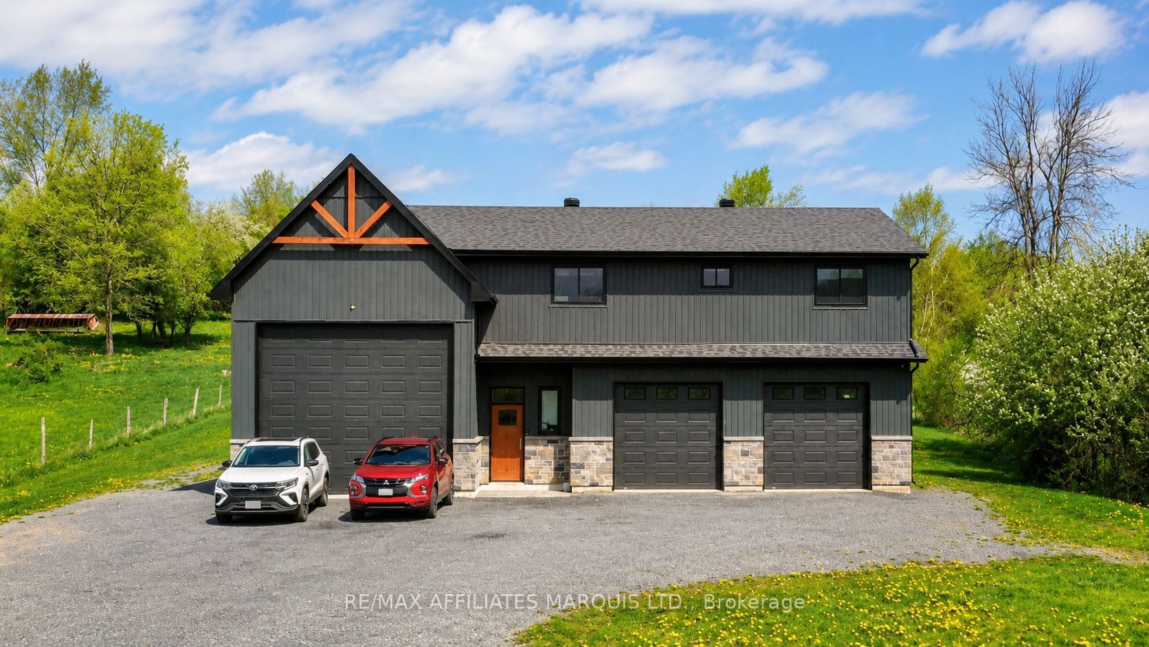 18779 Paragon Road, South Glengarry, ON K6H 5R5 photo 2