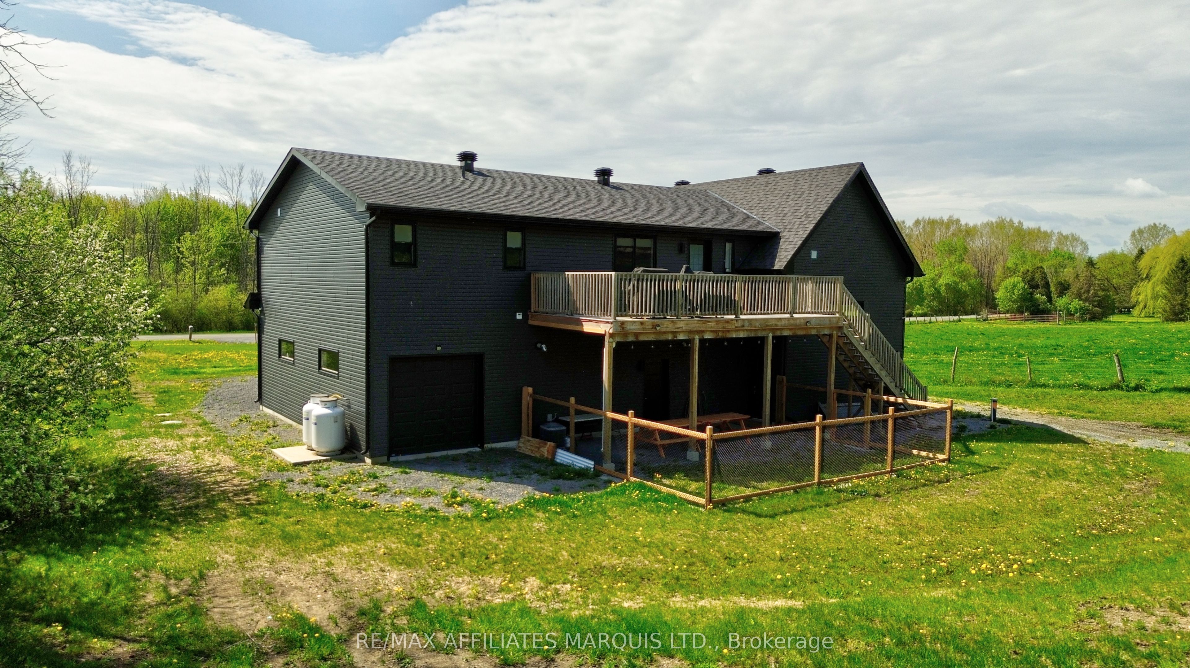 18779 Paragon Road, South Glengarry, ON K6H 5R5 photo 5