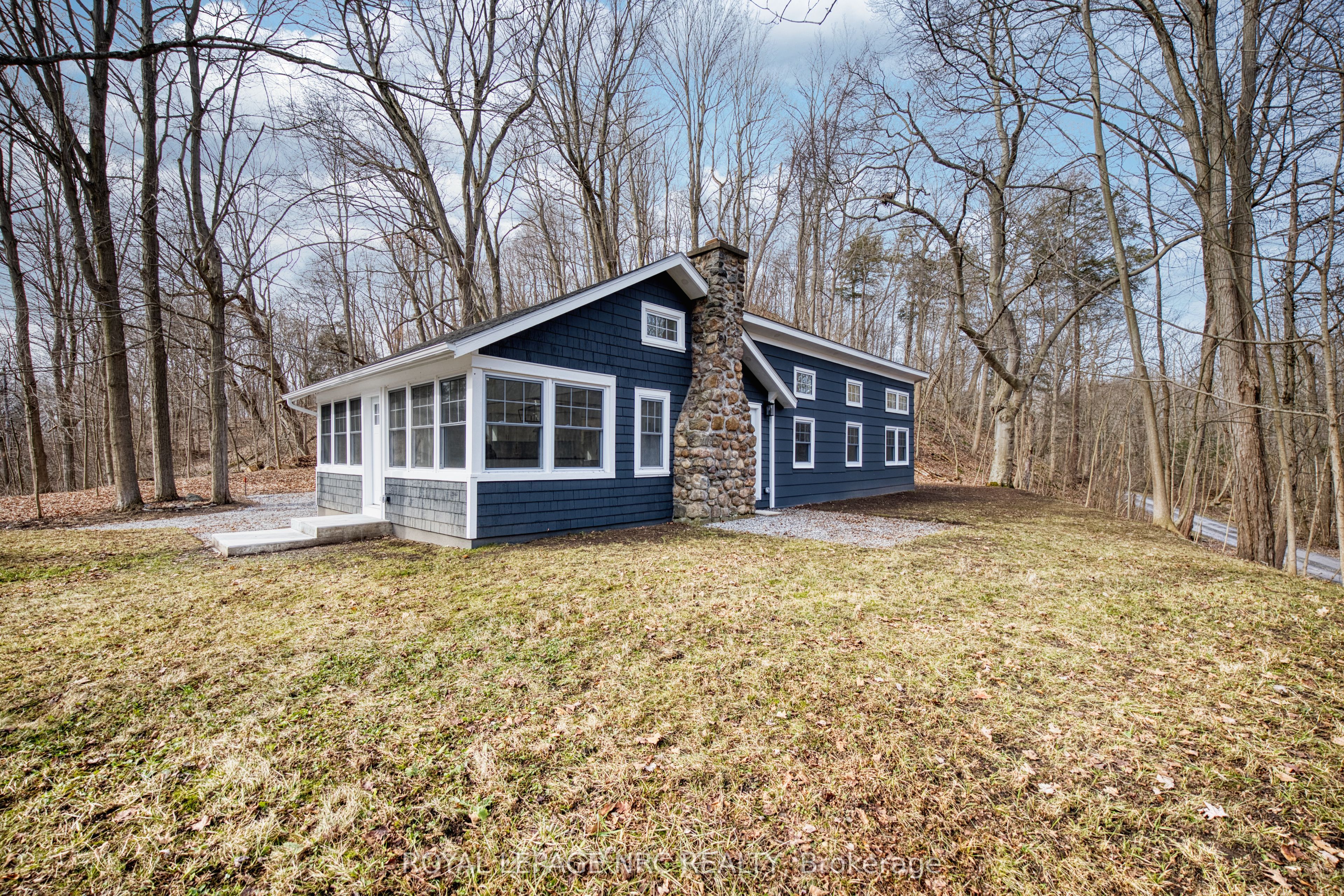 212 S Holloway Bay Road S, Port Colborne, ON L0S 1R0 photo 4