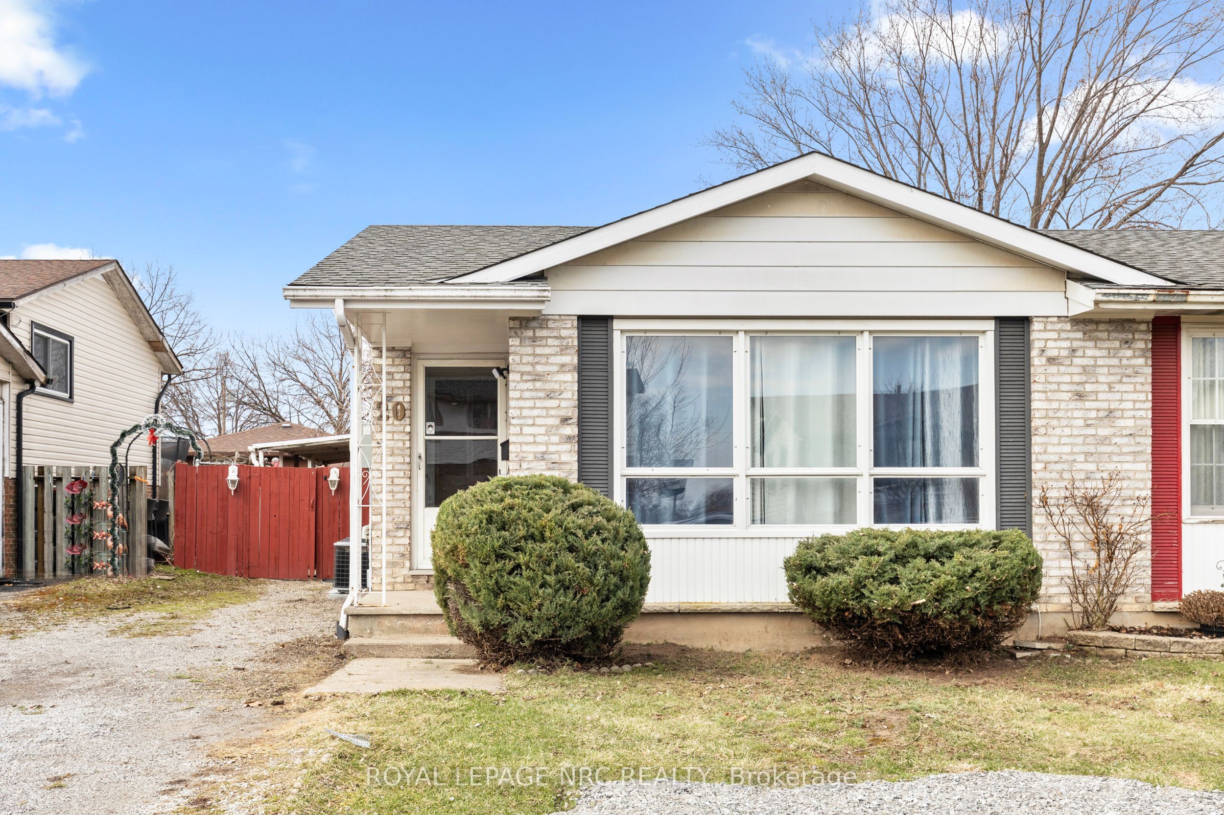 20 Canterbury Drive, St. Catharines, ON L2P 3M7 photo 3