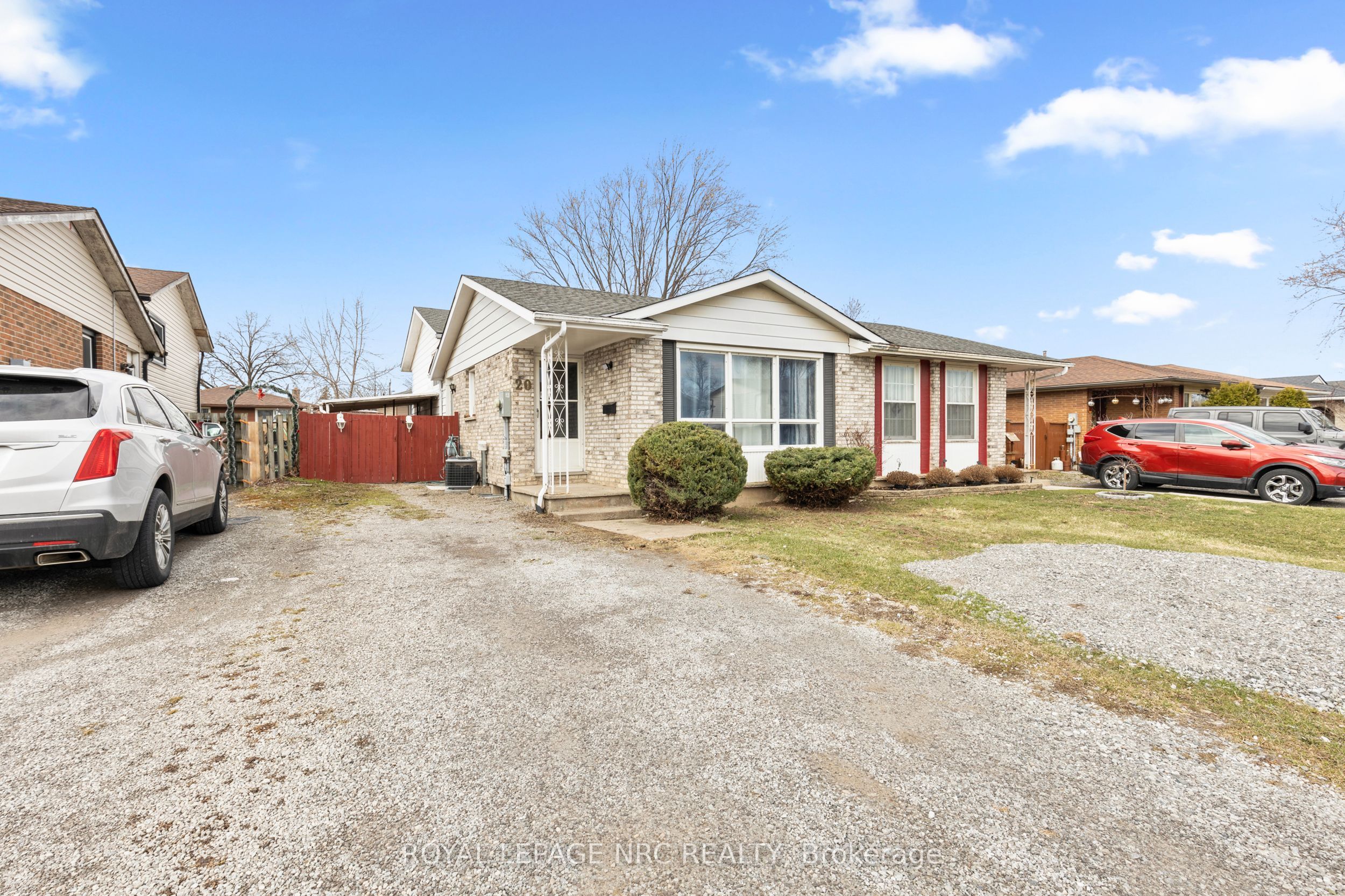 20 Canterbury Drive, St. Catharines, ON L2P 3M7 photo 4