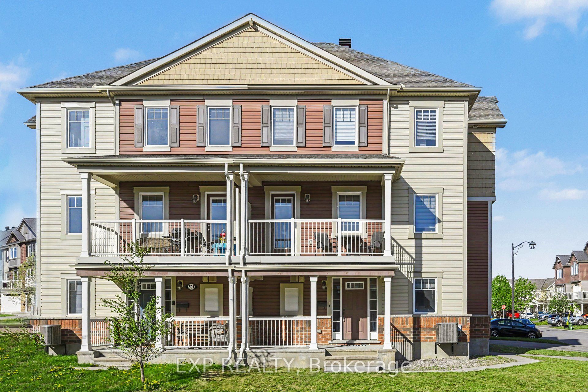 28 Streambank Street, Kanata, ON K2M 0J8 photo 2