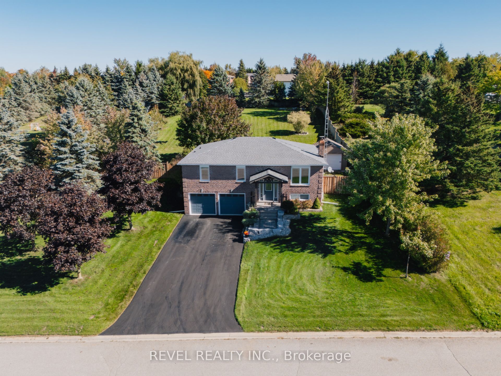 29 Saint John Street, Amaranth, ON L9W 5Z2 photo 2