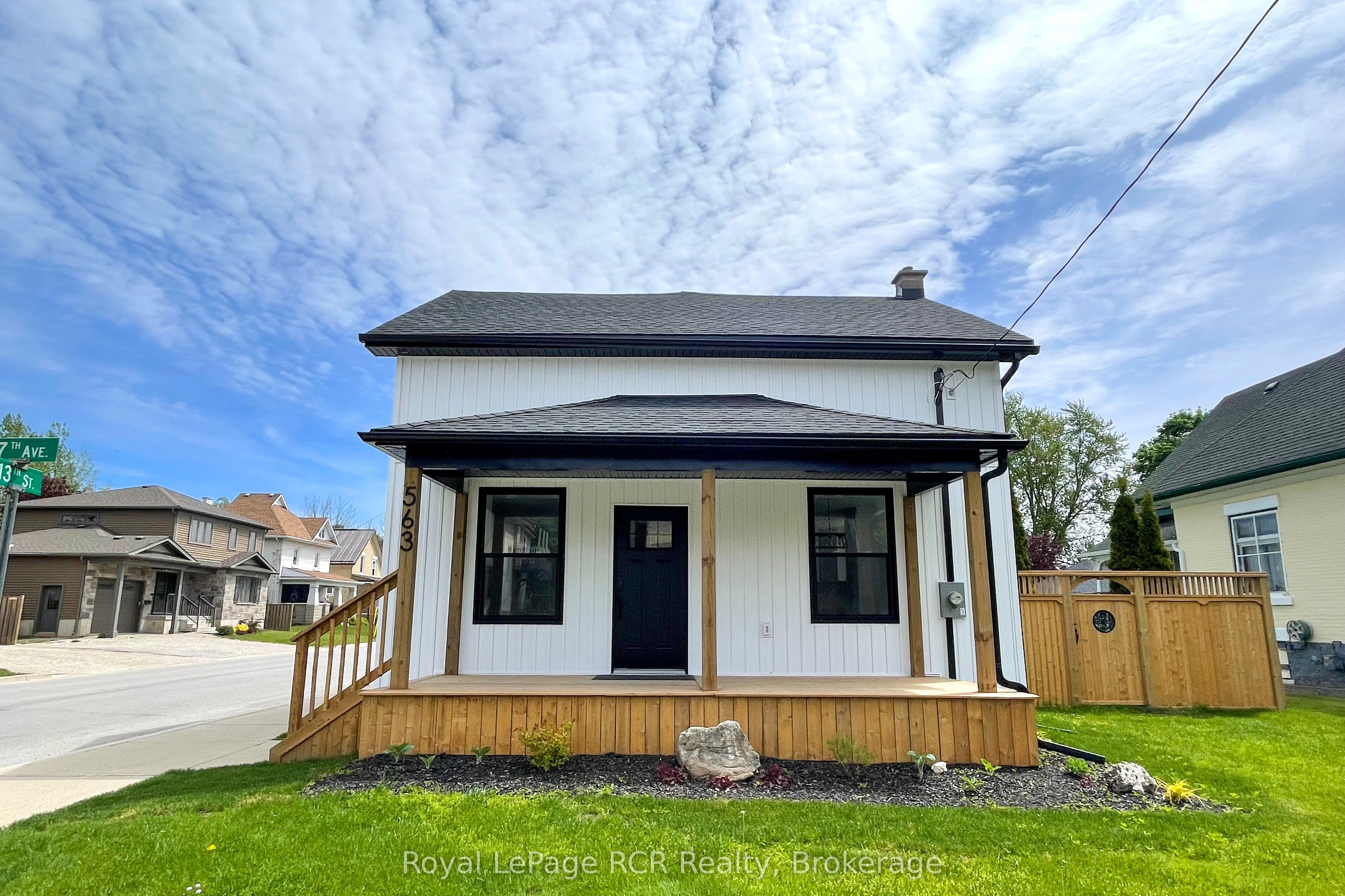 563 7th Avenue, Hanover, ON N4N 2J8 photo 3